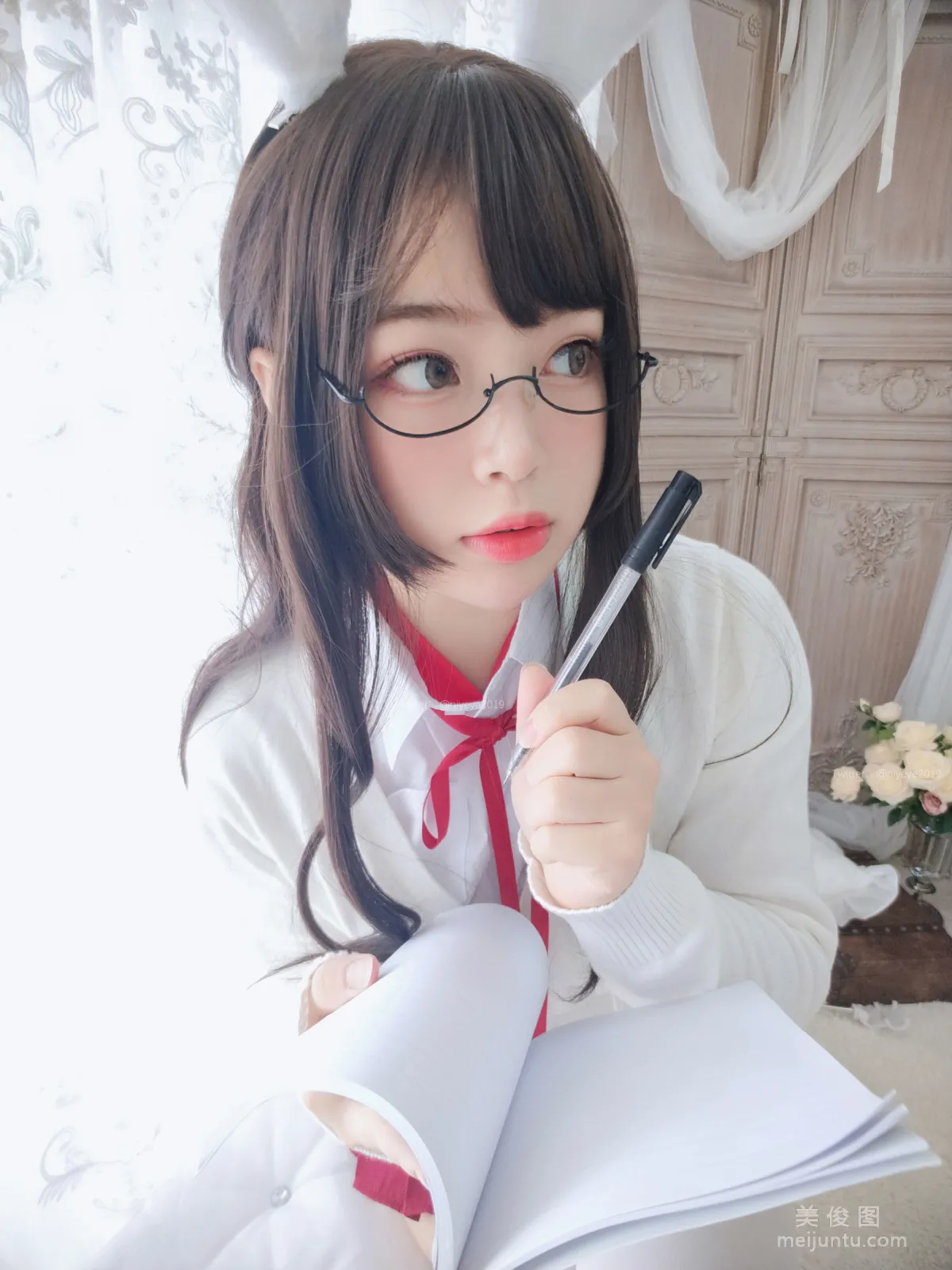 [網紅COSER] 萌系小姐姐-白烨- - 發情期 寫真集 18