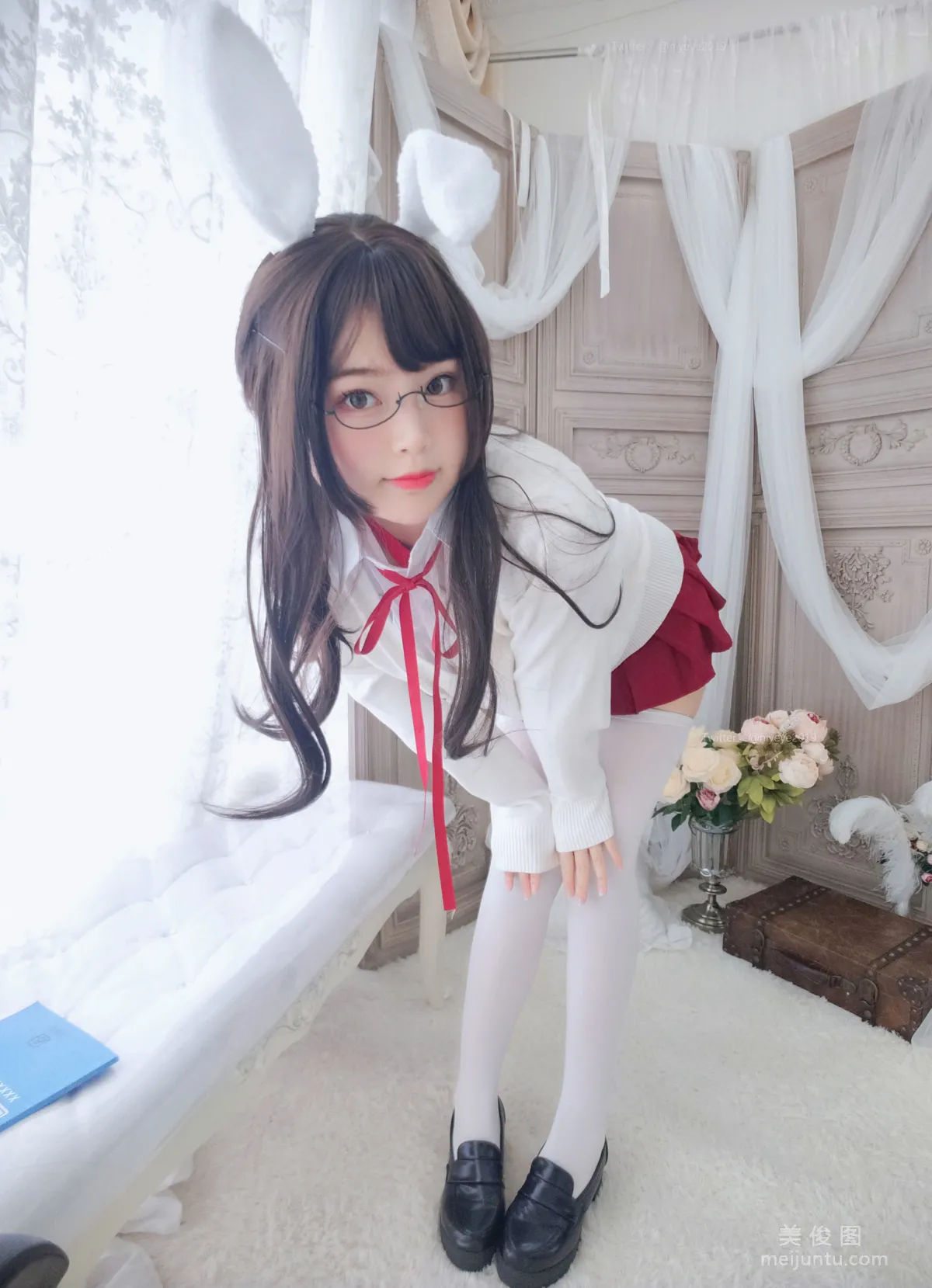 [網紅COSER] 萌系小姐姐-白烨- - 發情期 寫真集 28