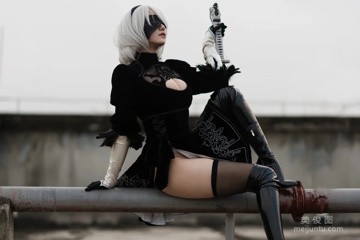 [網紅COSER] 動漫博主小倉千代w - 艦長 2B原皮 寫真集 1