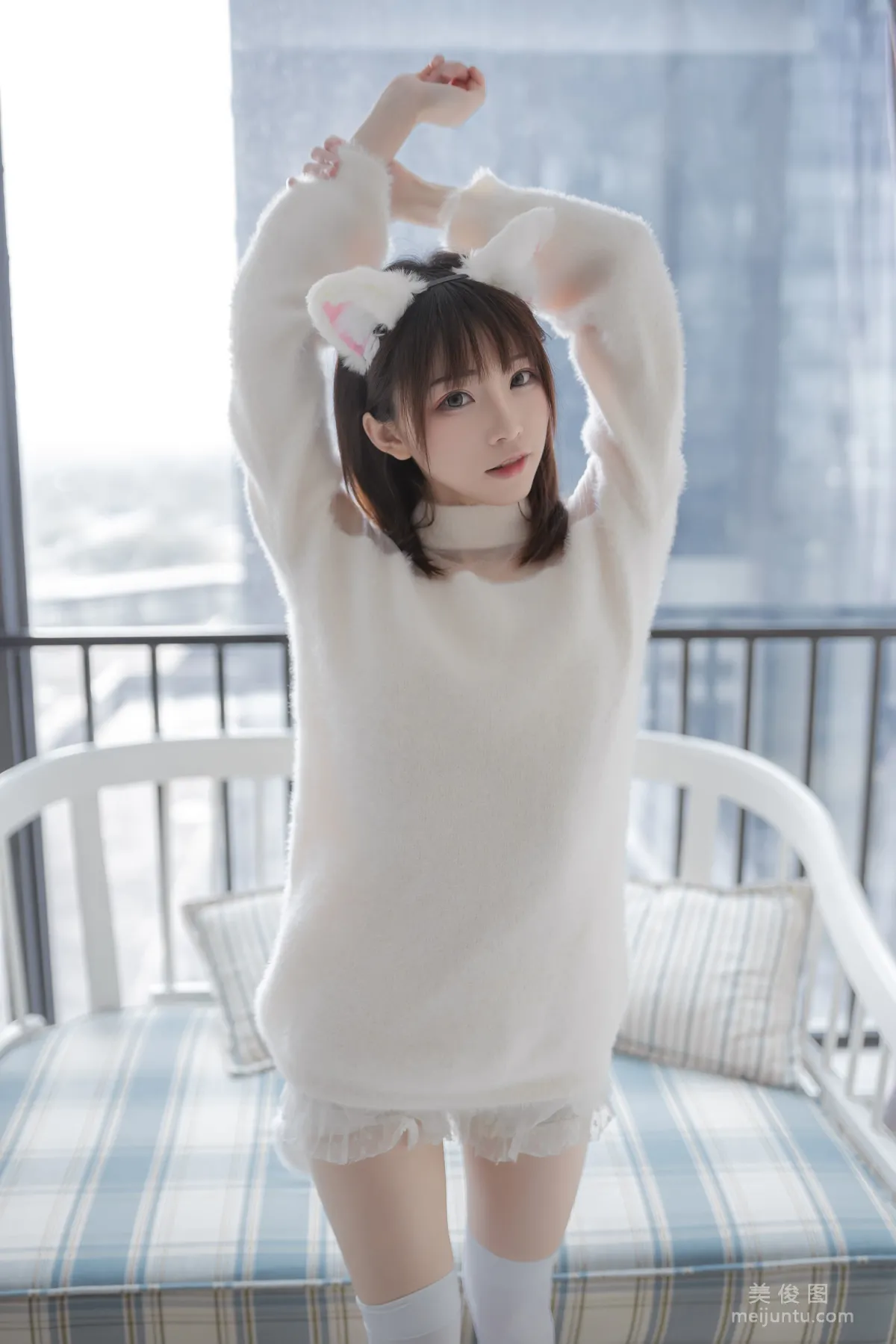 [網紅COSER] 動漫博主Kitaro_绮太郎 - 白喵女友 寫真集 11