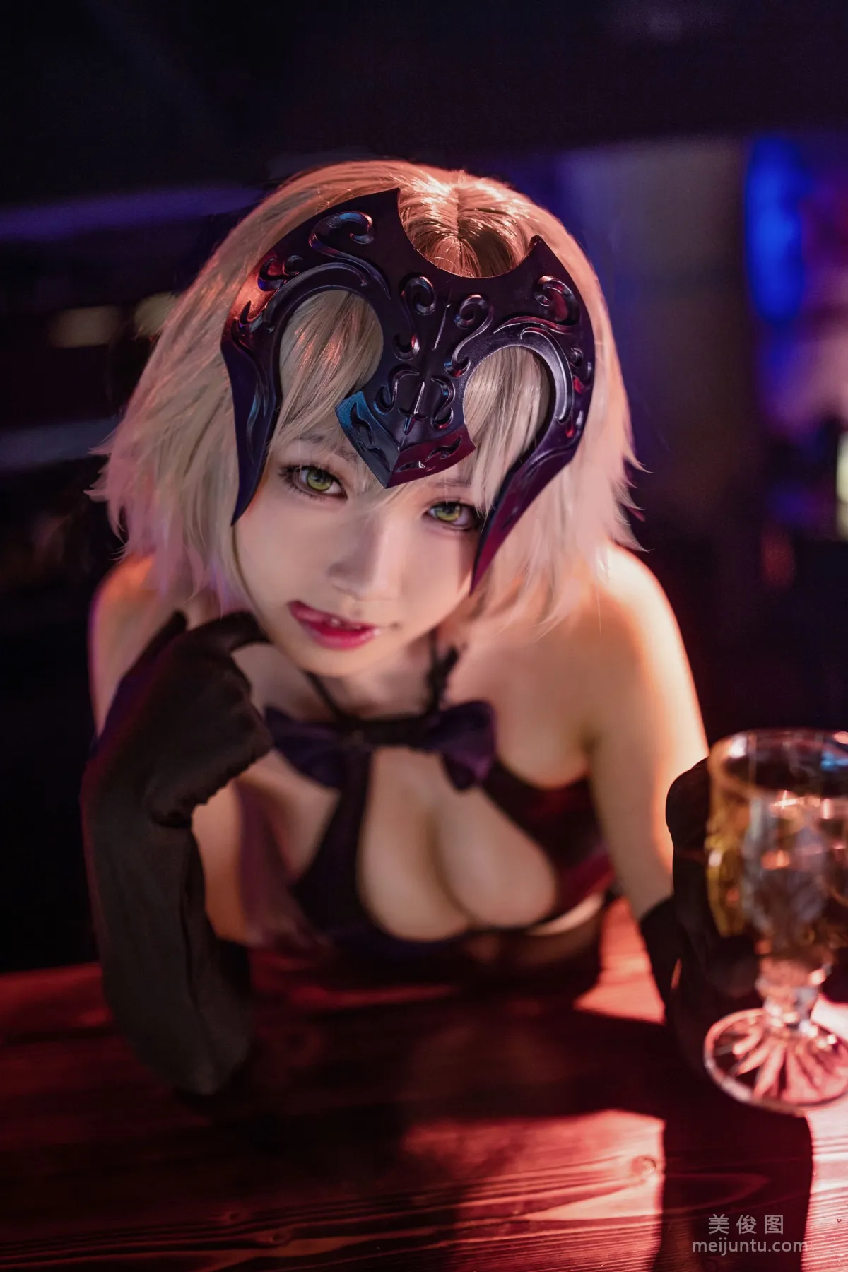 [網紅COSER] 肉宅 - 聖夜の晚餐 寫真集 13