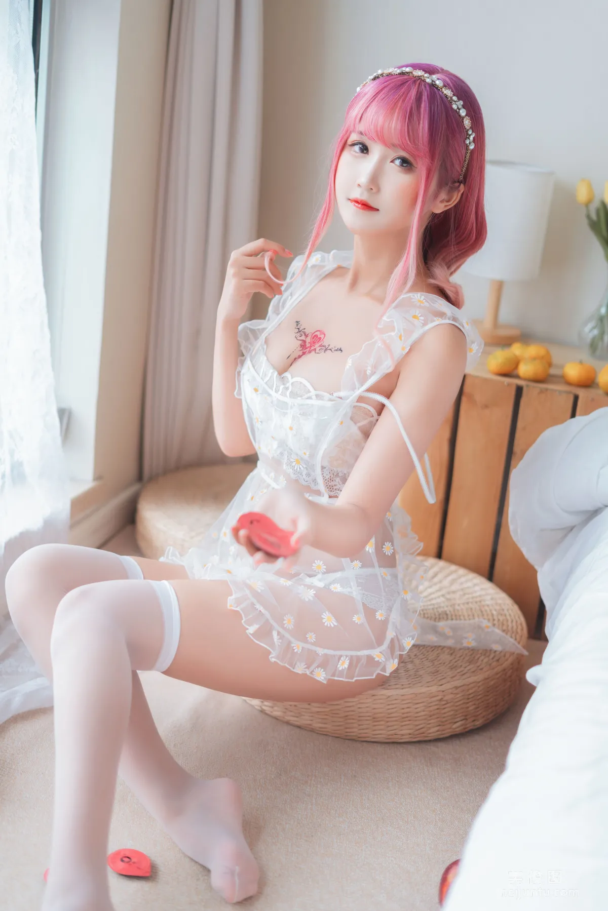 [網紅COSER] 微博妹子三度_69 - 雛菊圍裙 寫真集 6