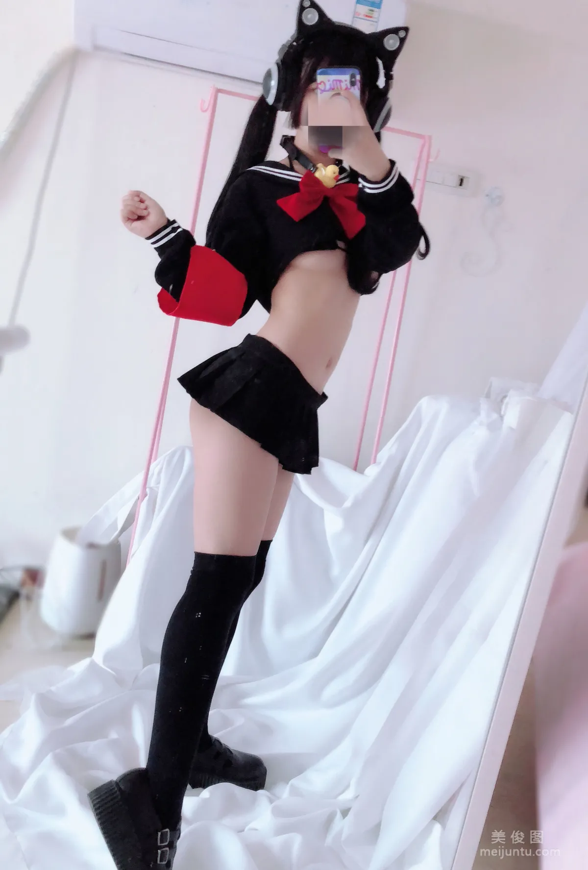 [網紅COSER] 桜井甯甯 - 半乳制服 寫真集 30