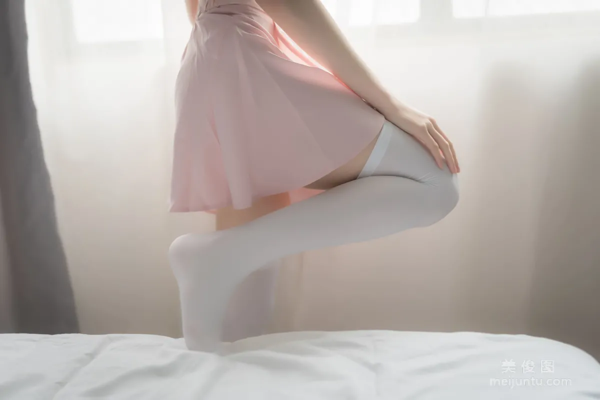 [網紅COSER] Kitaro_绮太郎 - 粉色團子 寫真集 16