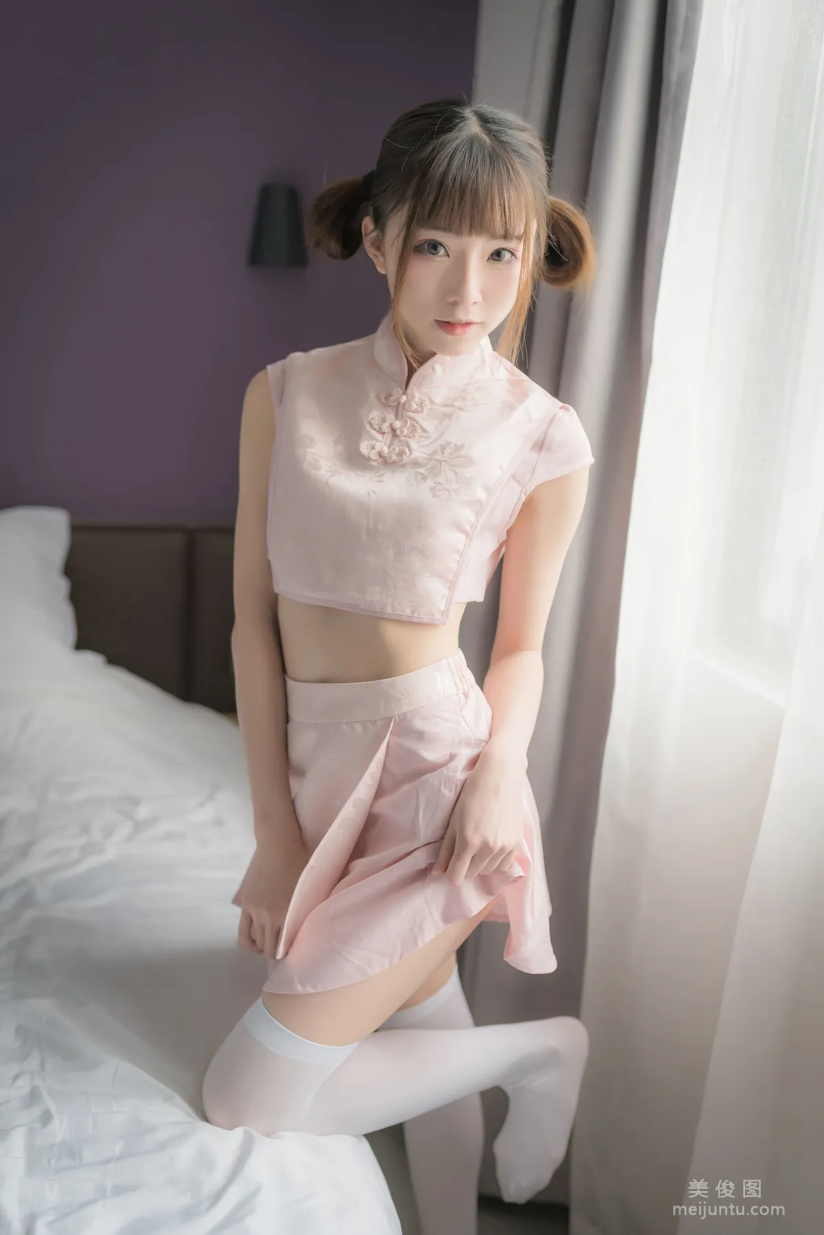 [網紅COSER] Kitaro_绮太郎 - 粉色團子 寫真集 22
