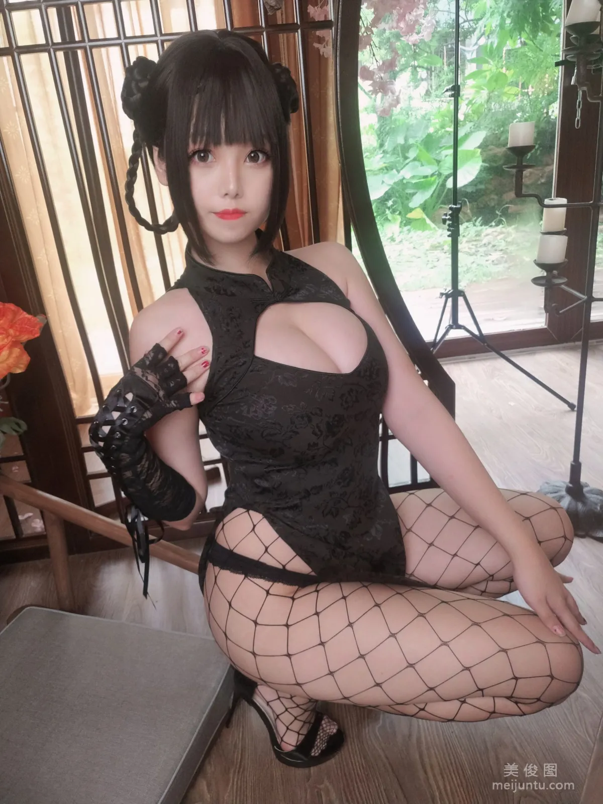 [網紅COSER] 萌系小姐姐蜜汁貓裘 - 皮衣舞娘 寫真集 25