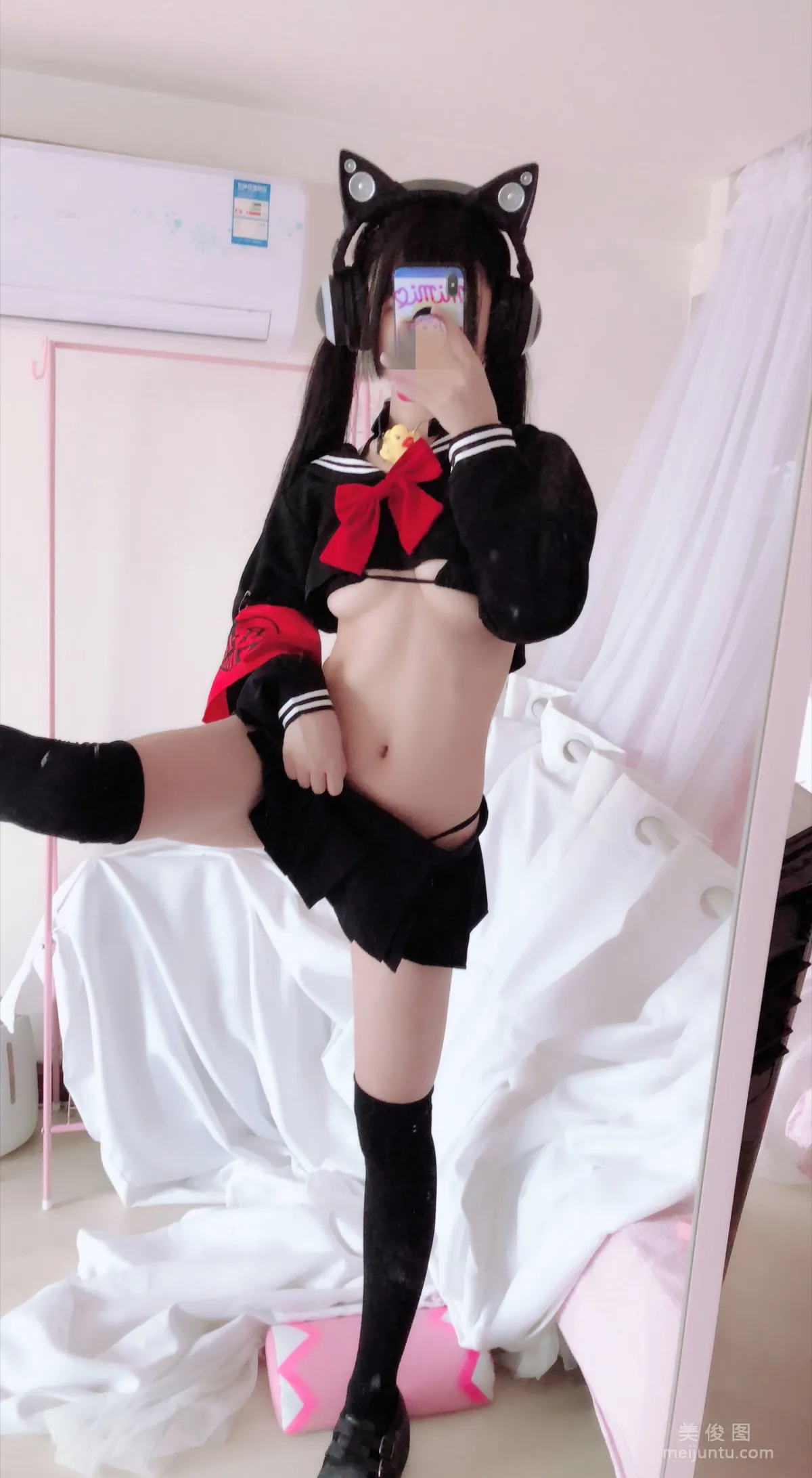[網紅COSER] 桜井甯甯 - 半乳制服 寫真集 60