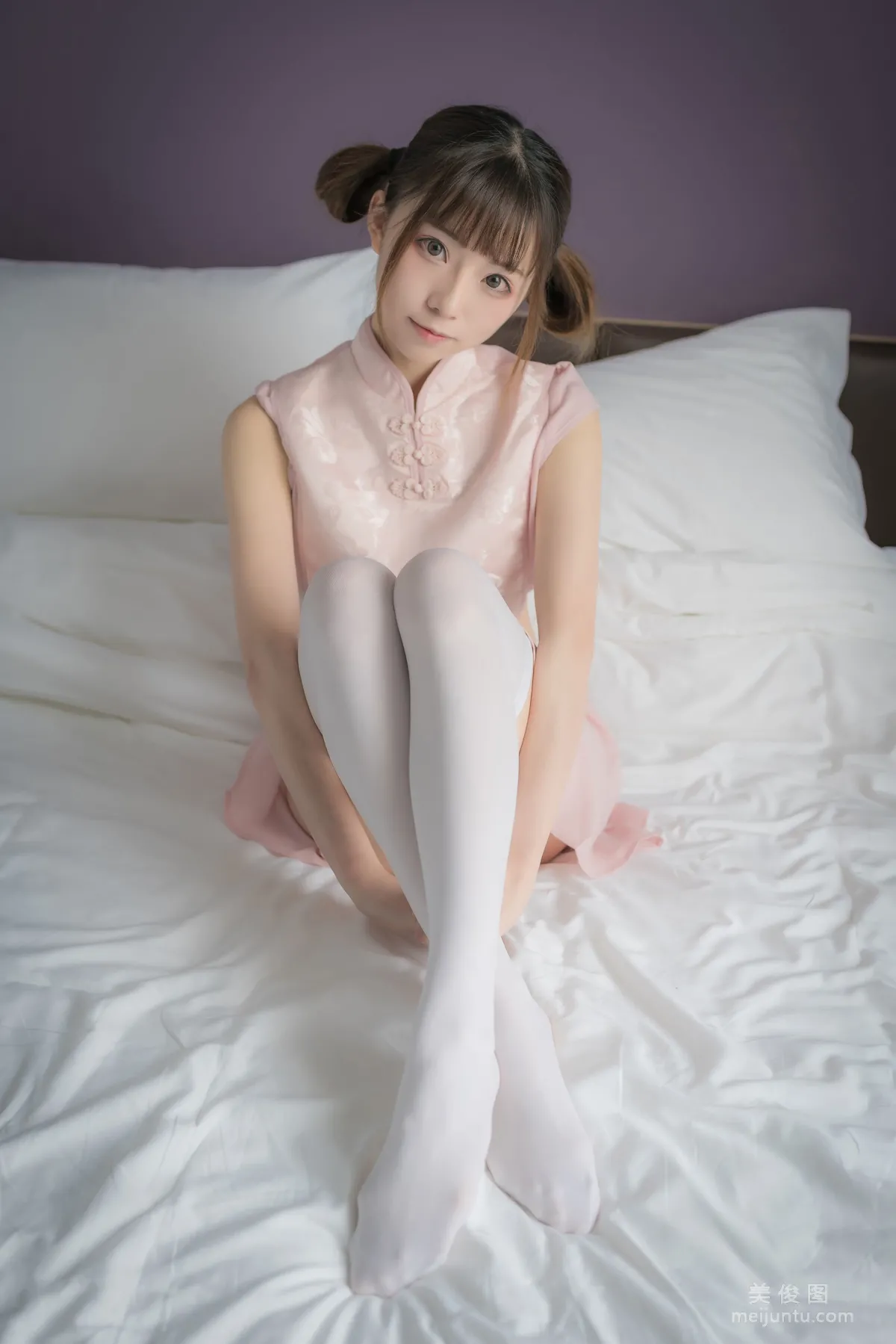 [網紅COSER] Kitaro_绮太郎 - 粉色團子 寫真集 31