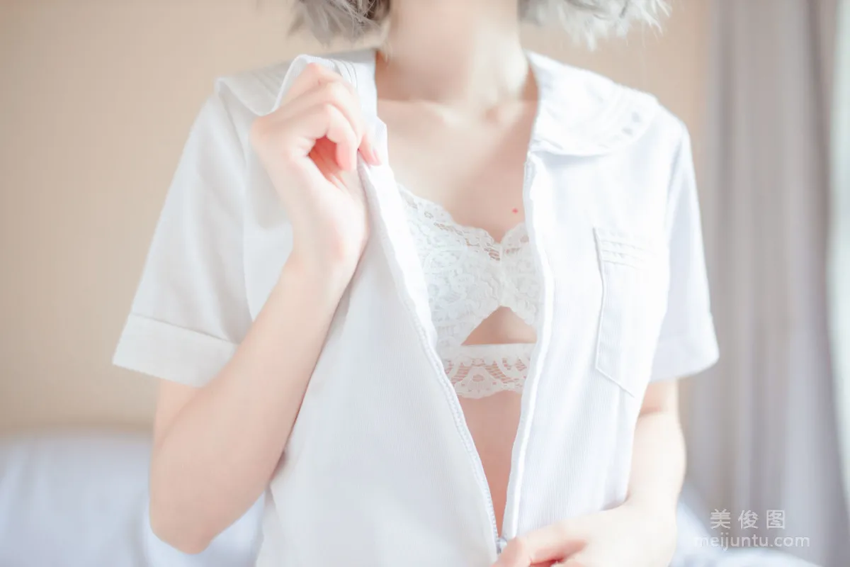 [網紅COSER] 瘋貓ss - 思緒之内衣 寫真集 18