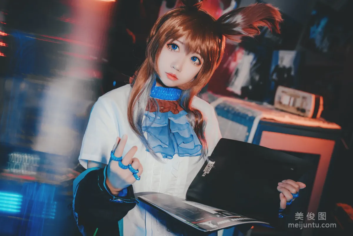[網紅COSER] 貓君君MaoJun - 明日方舟 阿米娅 12