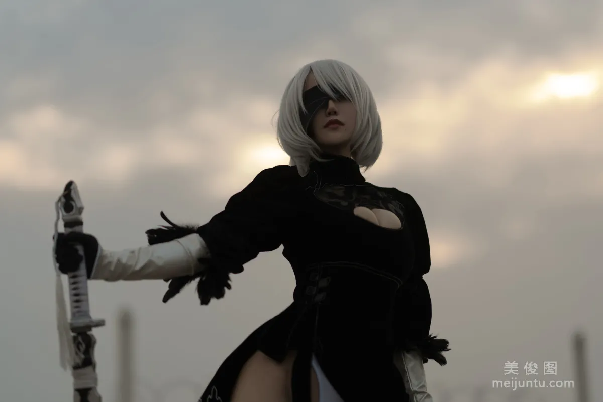 [網紅COSER] 動漫博主小倉千代w - 艦長 2B原皮 寫真集 8