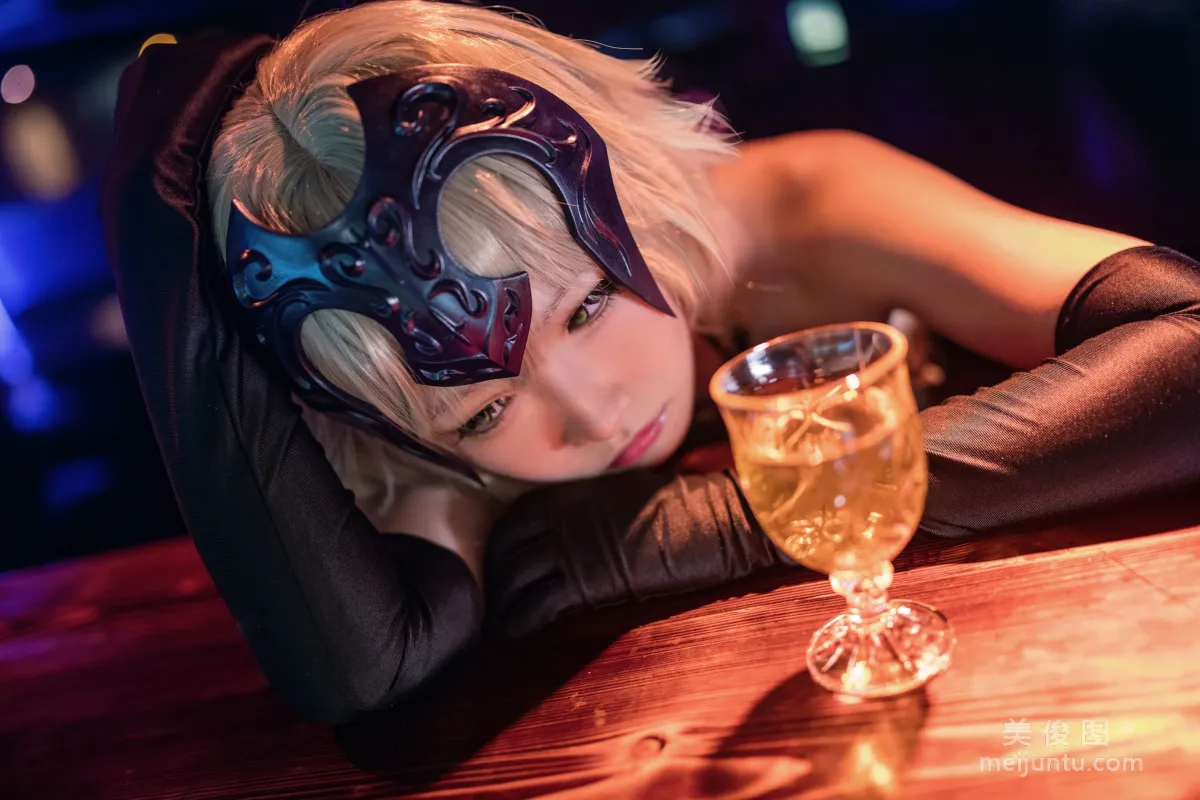 [網紅COSER] 肉宅 - 聖夜の晚餐 寫真集 7