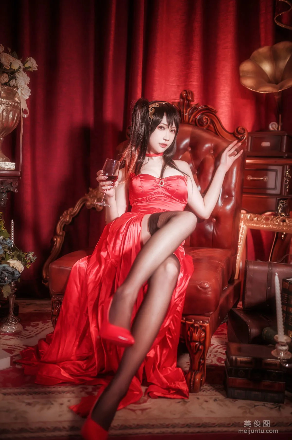 [網紅COSER] 動漫博主阮邑_Fairy - 大鳳禮服 寫真集 10