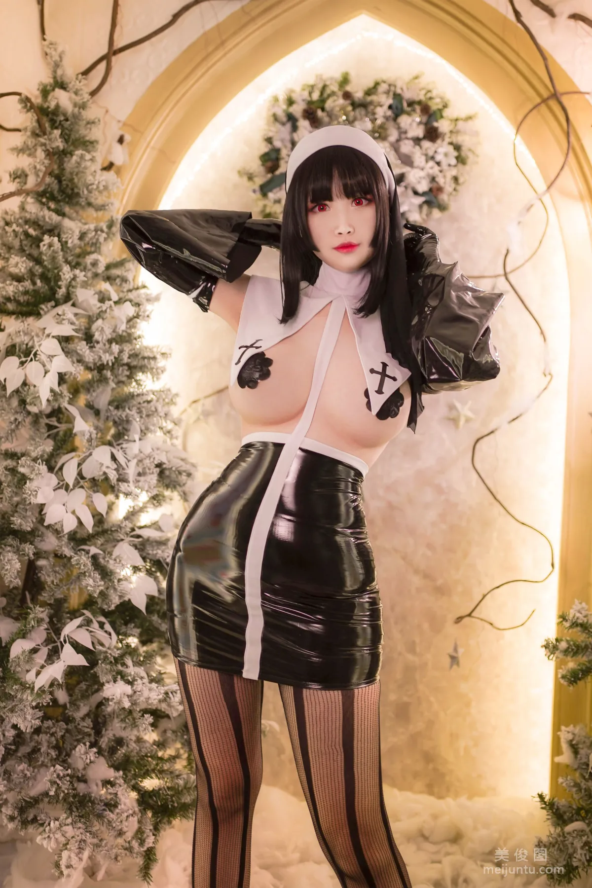[網紅COSER] 萱-KaYa - 暗黑修女 寫真集 7