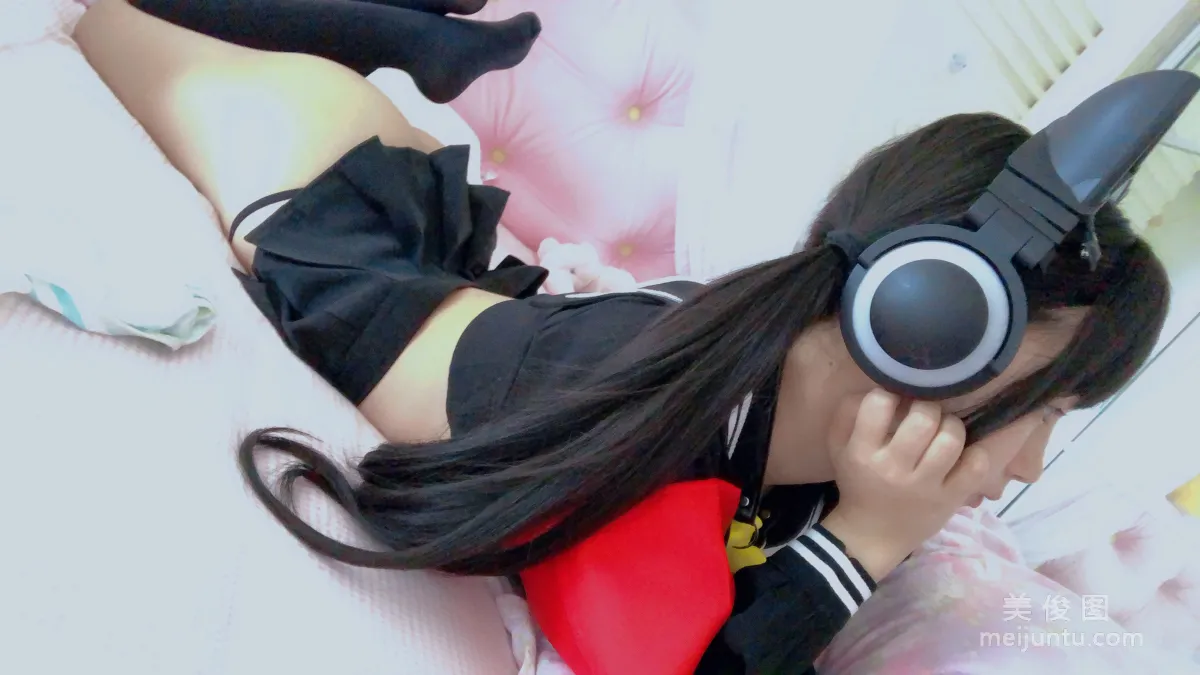 [網紅COSER] 桜井甯甯 - 半乳制服 寫真集 62