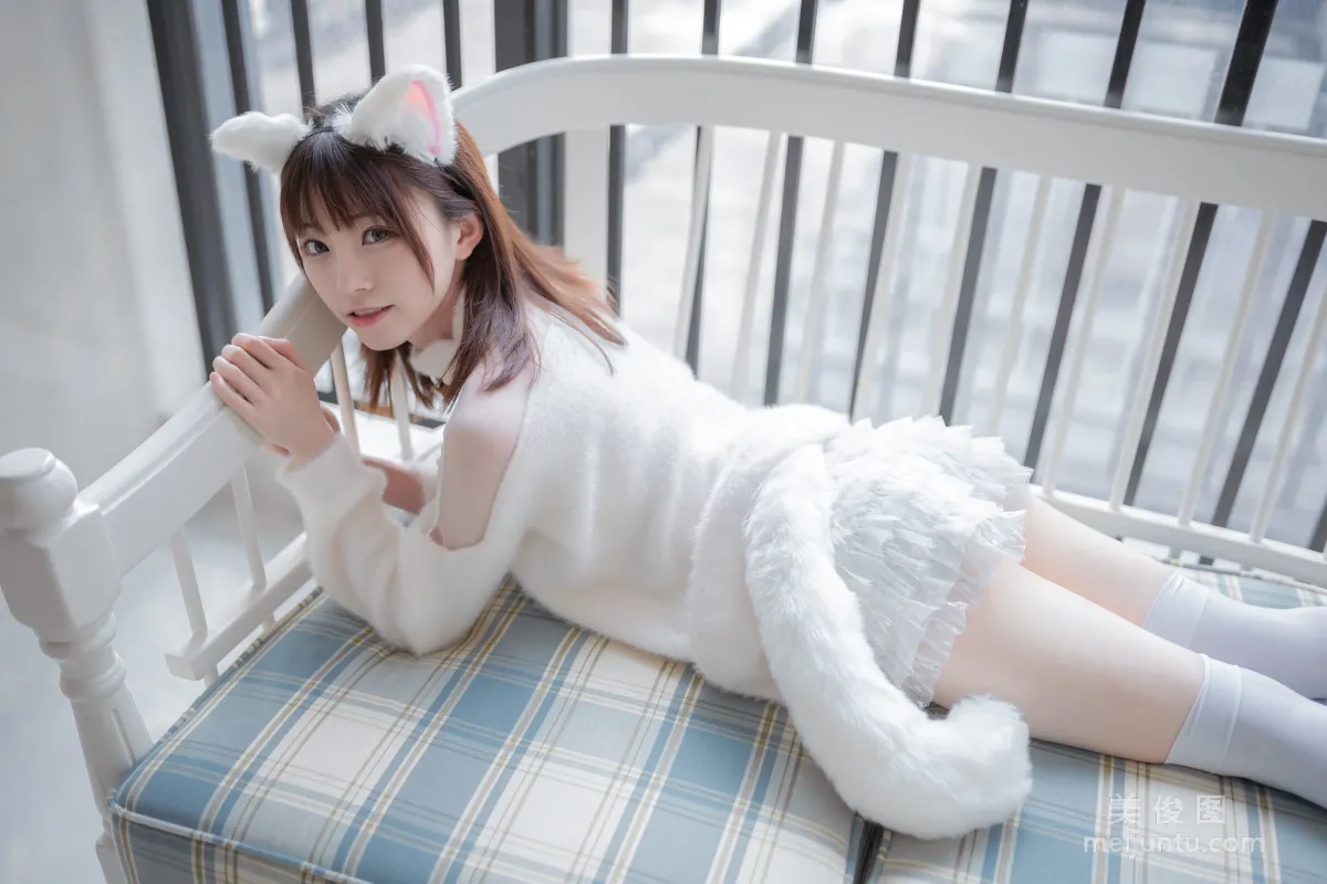[網紅COSER] 動漫博主Kitaro_绮太郎 - 白喵女友 寫真集 28