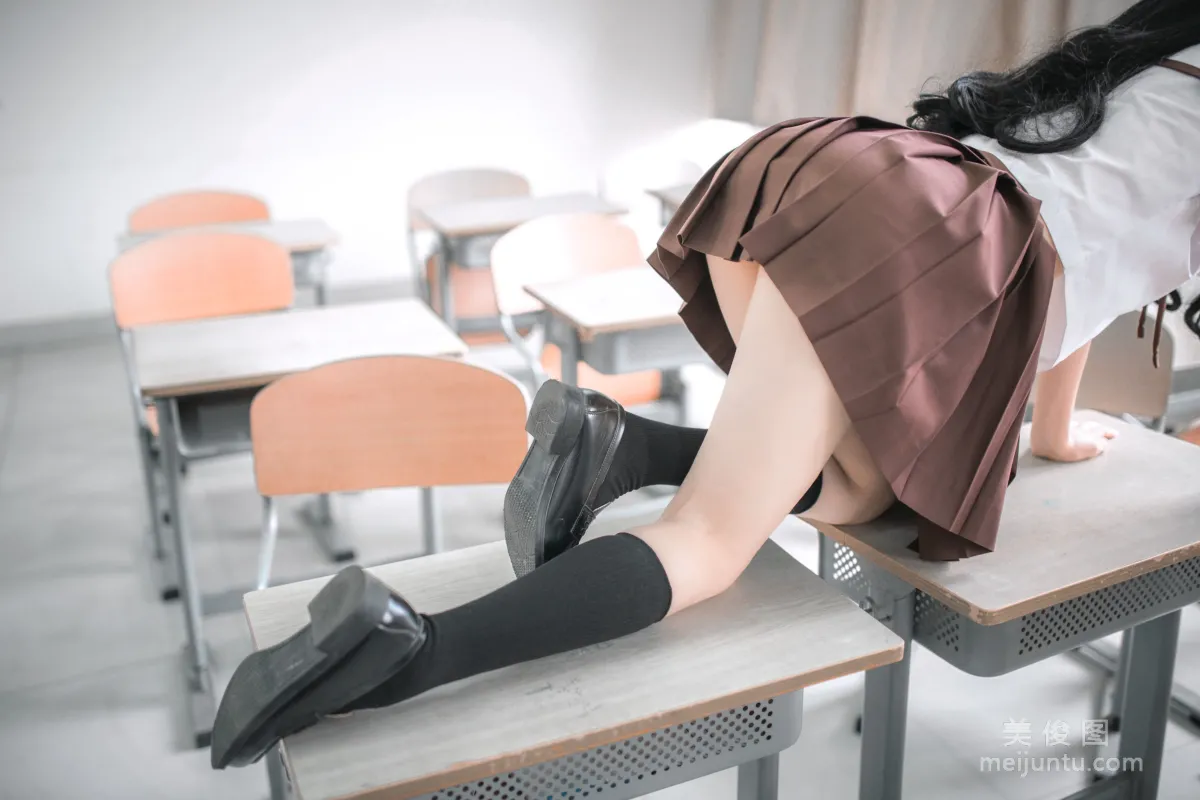 [網紅COSER] 瘋貓ss - 水手服和睡衣 寫真集 18
