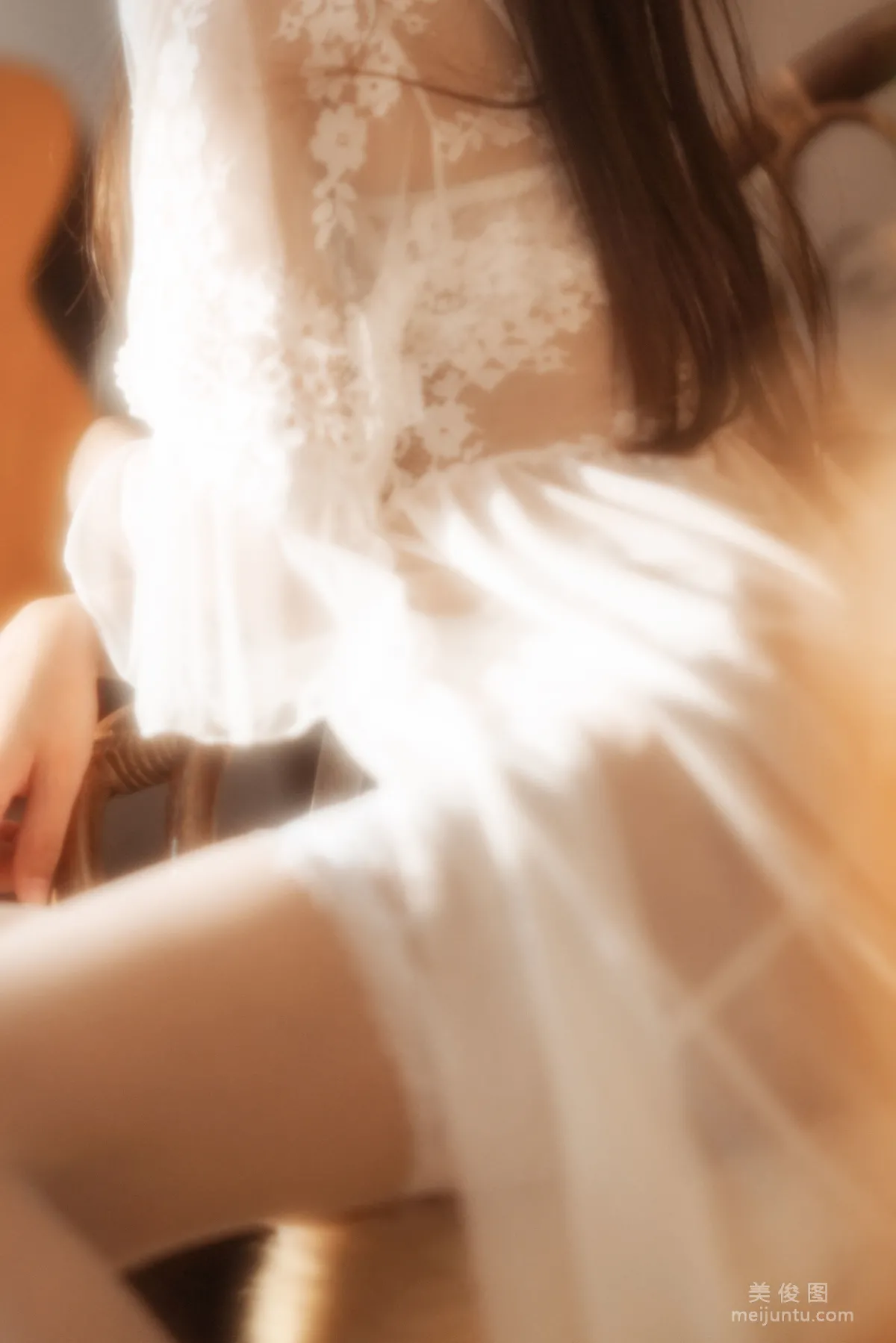 [網紅COSER] 香草喵露露 - 室内白色蕾絲 寫真集 23