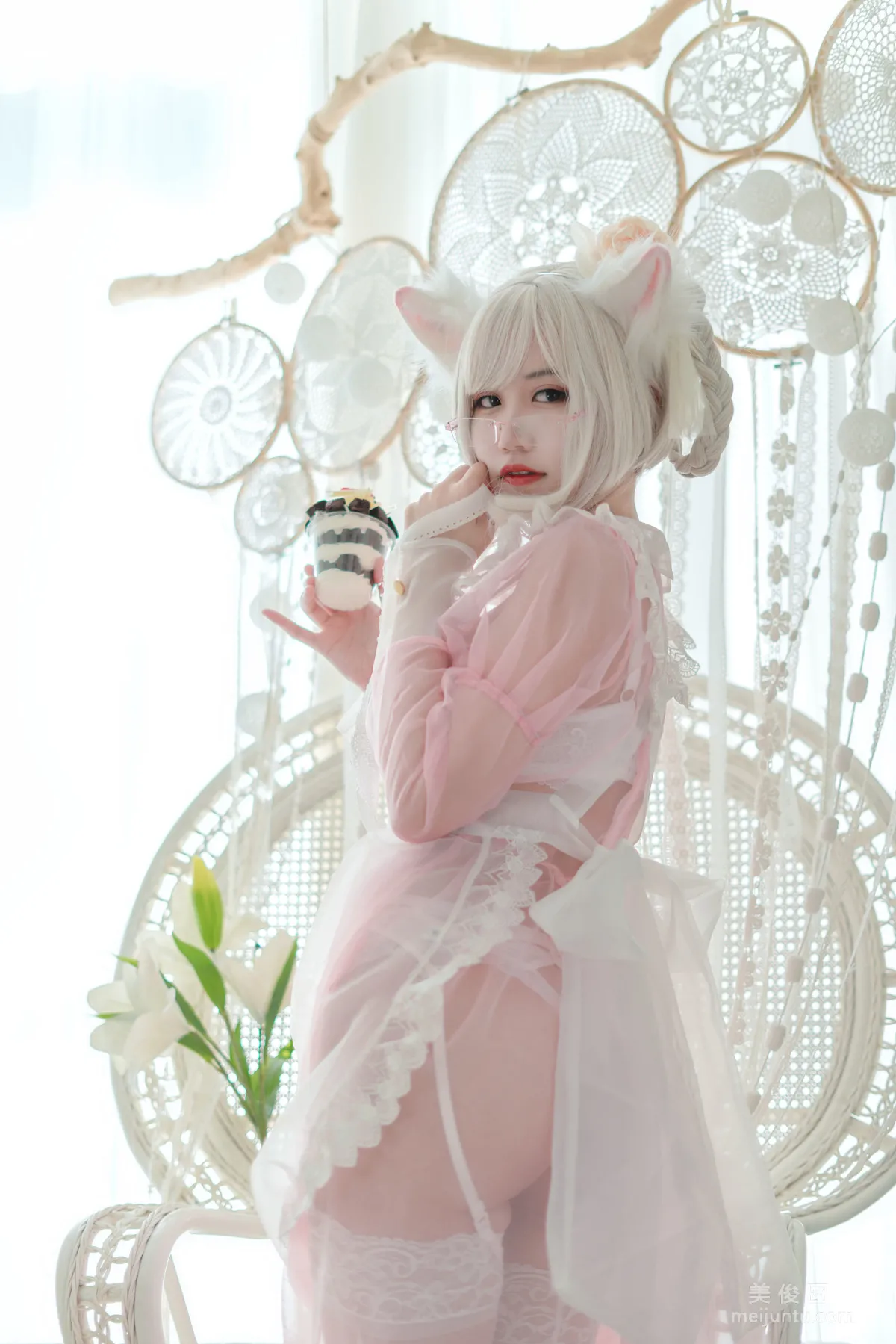 [網紅COSER] 小倉千代w - 透明粉色女仆 寫真集 9