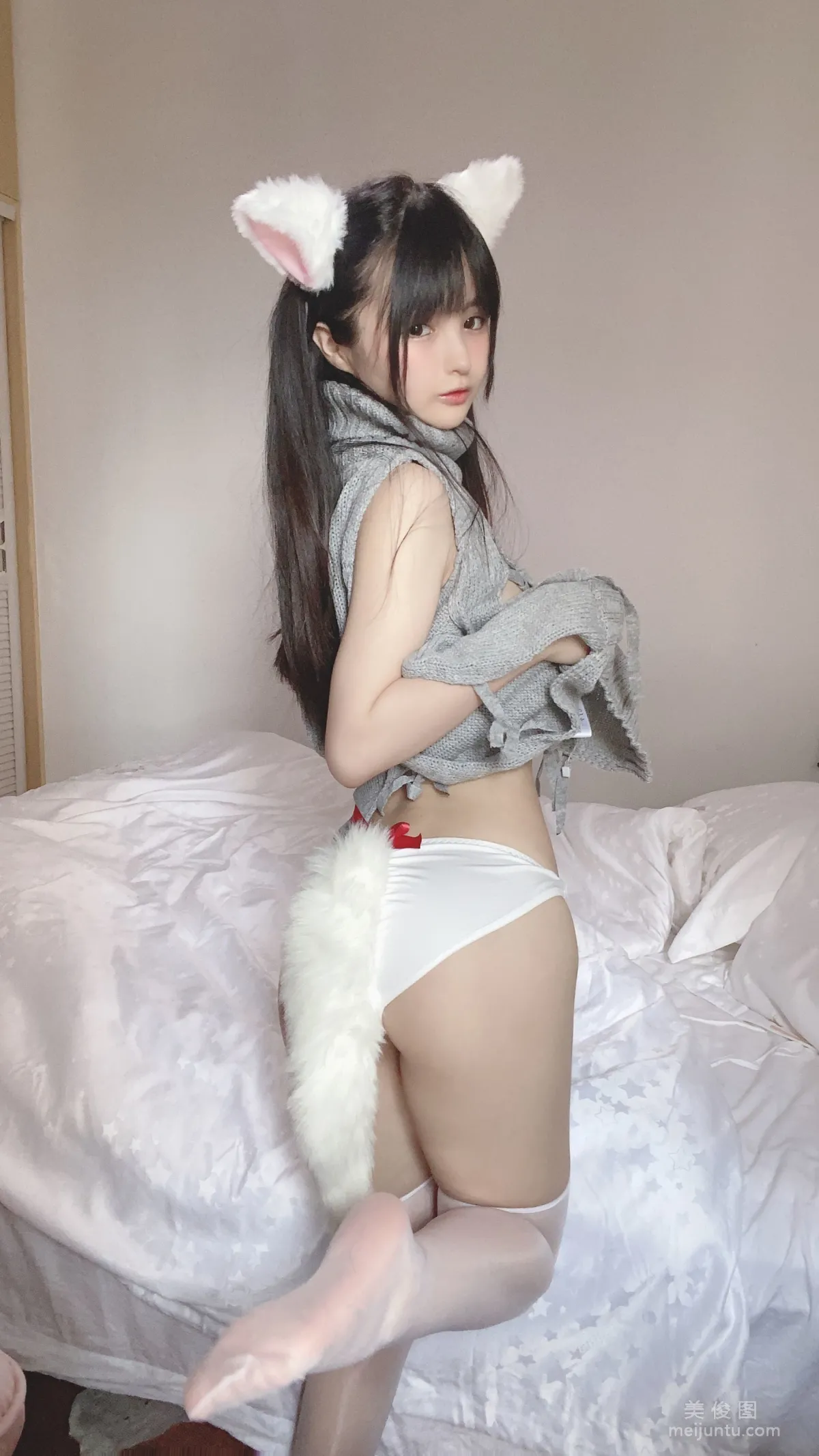 [網紅COSER] 桜井甯甯 - 白い貓ちゃん 寫真集 23