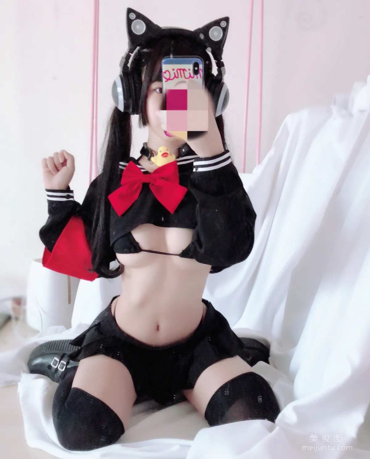 [網紅COSER] 桜井甯甯 - 半乳制服 寫真集 66