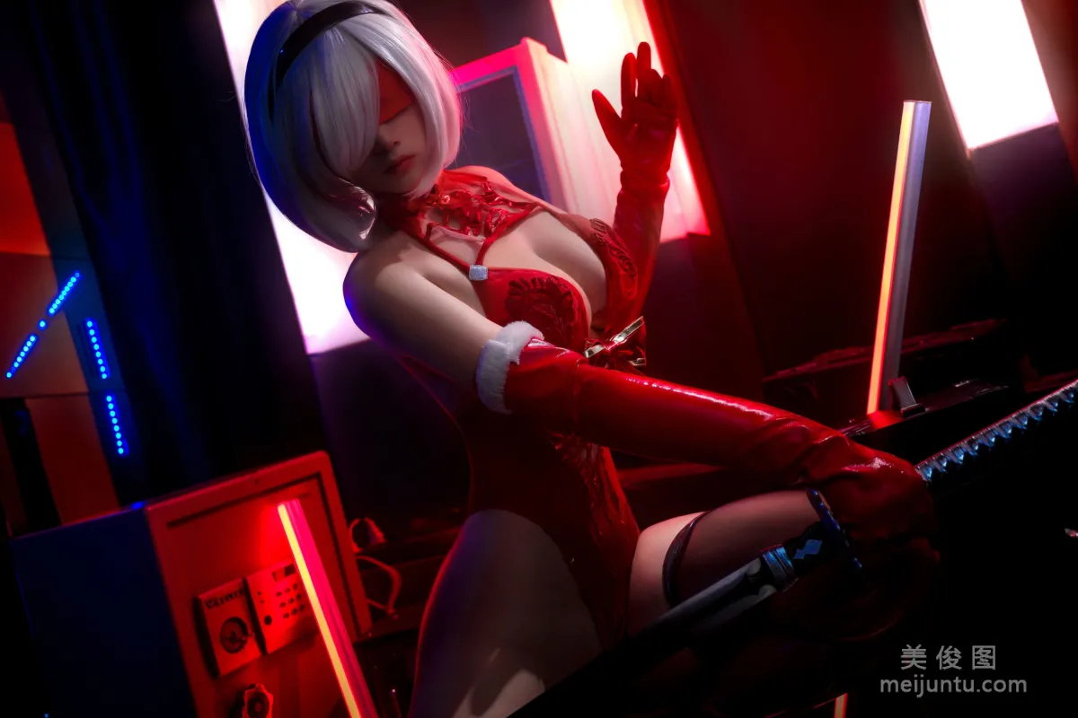 [網紅COSER] 高顔值coser念念_D - 2B紅色同人 寫真集 5