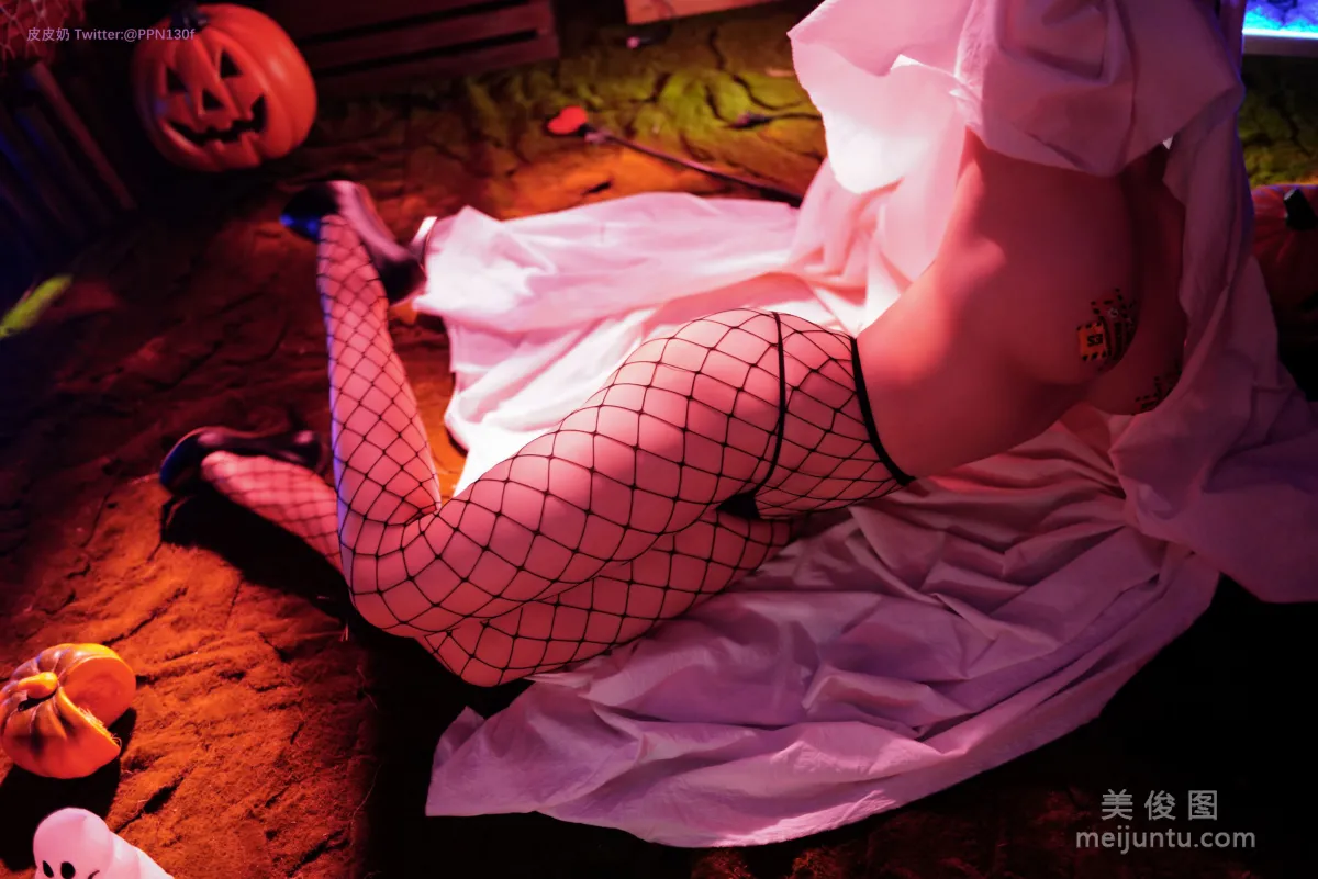 [網紅COSER] 皮皮奶可可愛了啦 - 萬聖節幽靈 寫真集 68