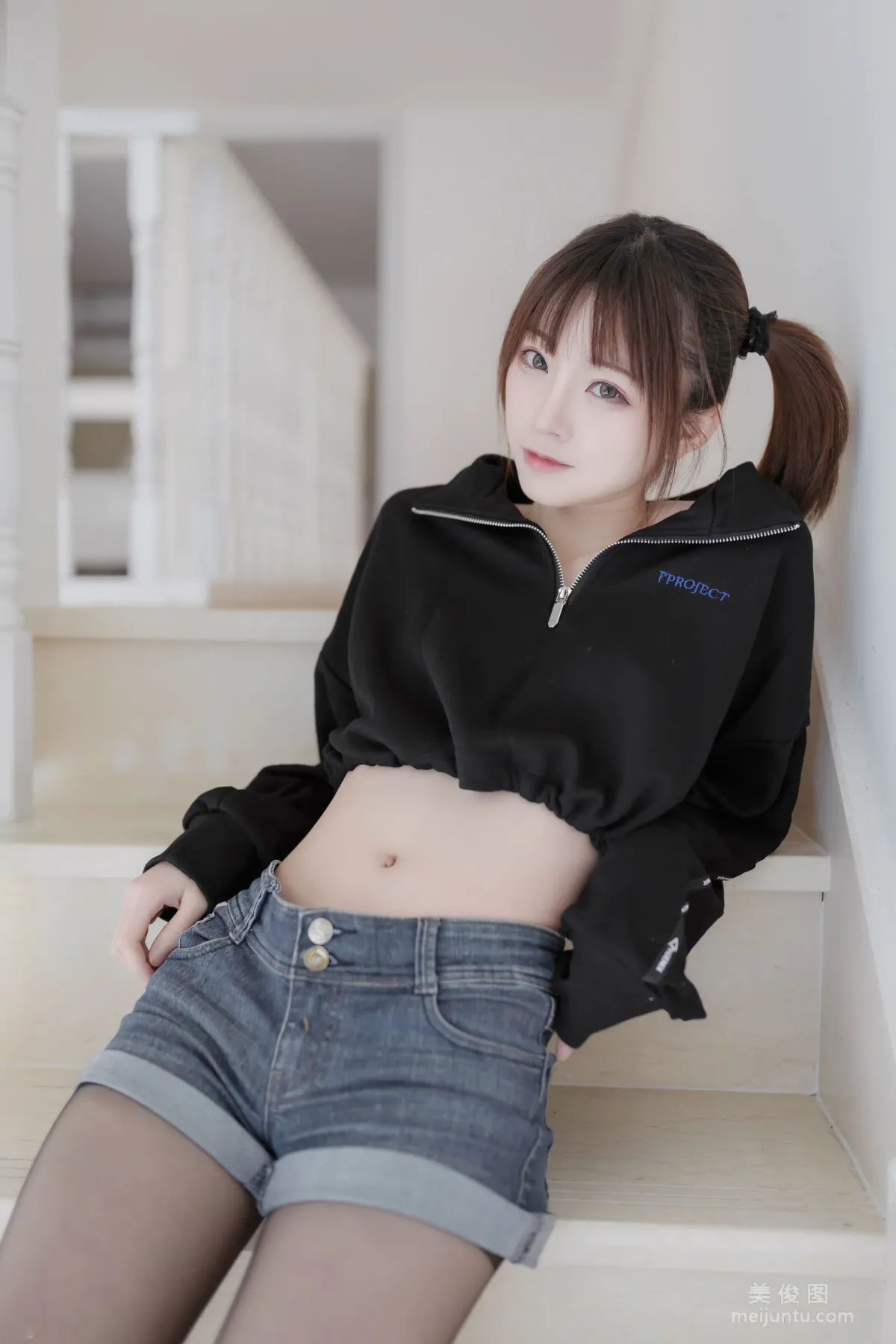 [网红COSER] Kitaro_绮太郎 - 单马尾女孩 写真集4