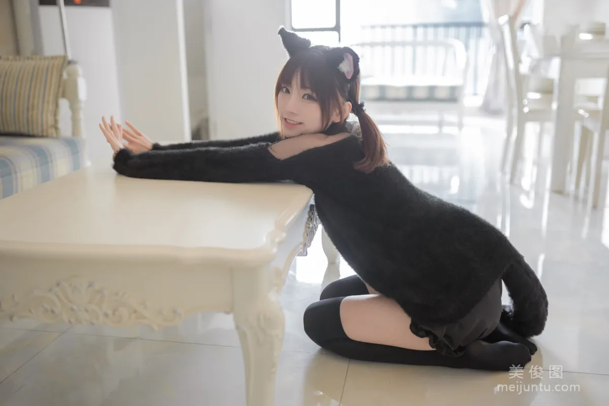 [網紅COSER] 動漫博主Kitaro_绮太郎 - 黑喵 寫真集 41