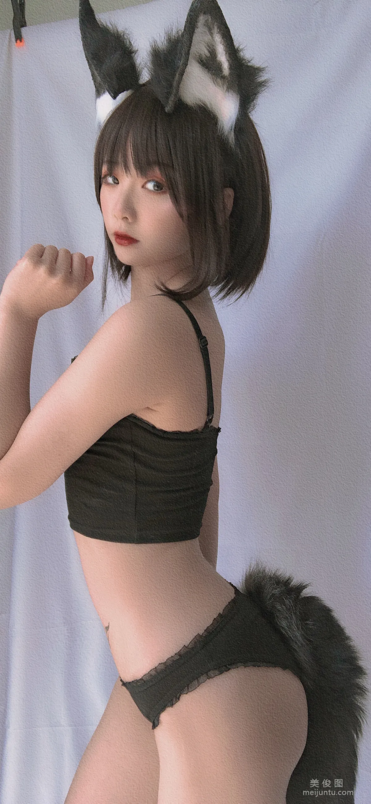 [網紅COSER] 萌妹是青水 - 小狼 寫真集 34