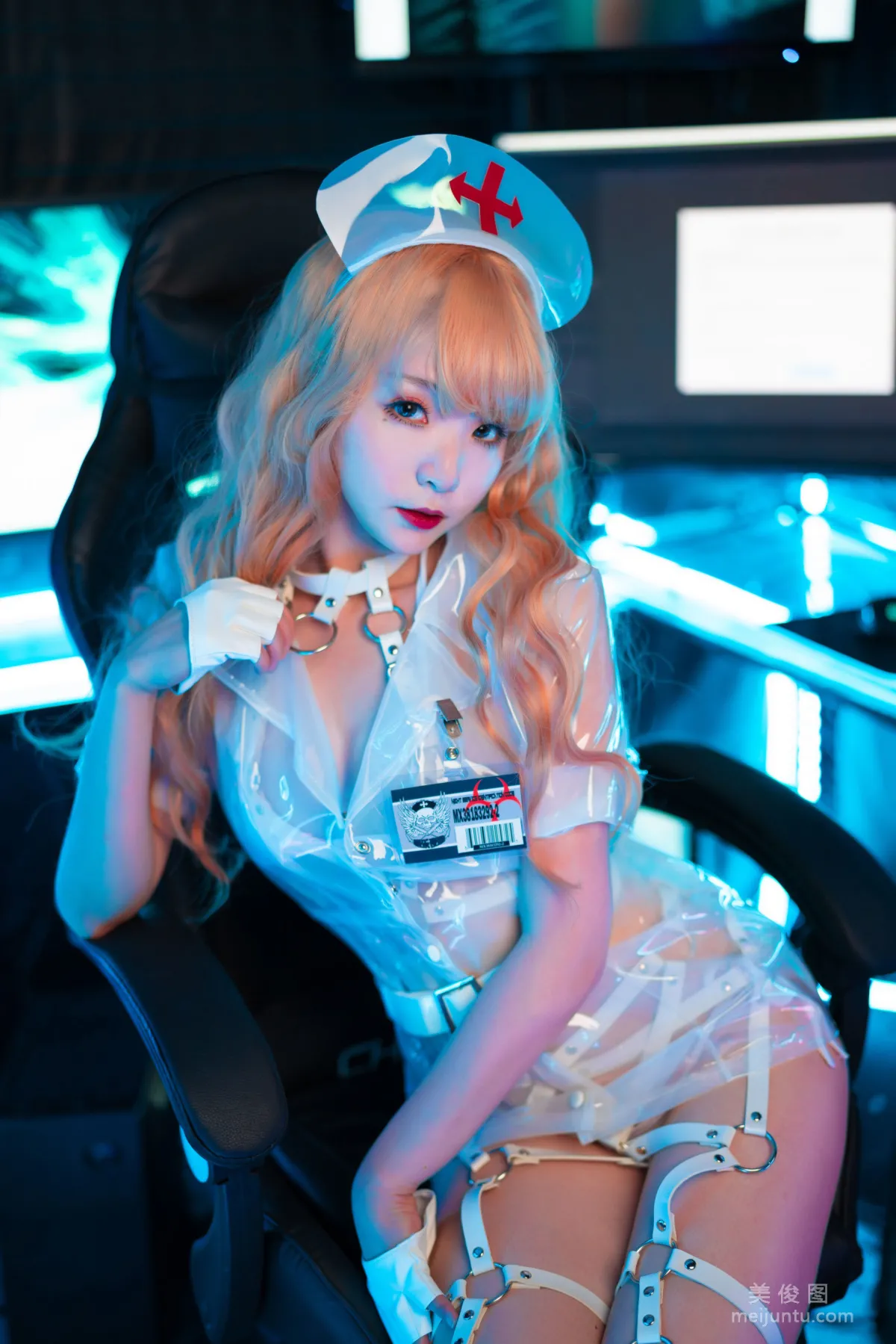[網紅COSER] 萌妹是青水 - 歪萌護士 寫真集 4