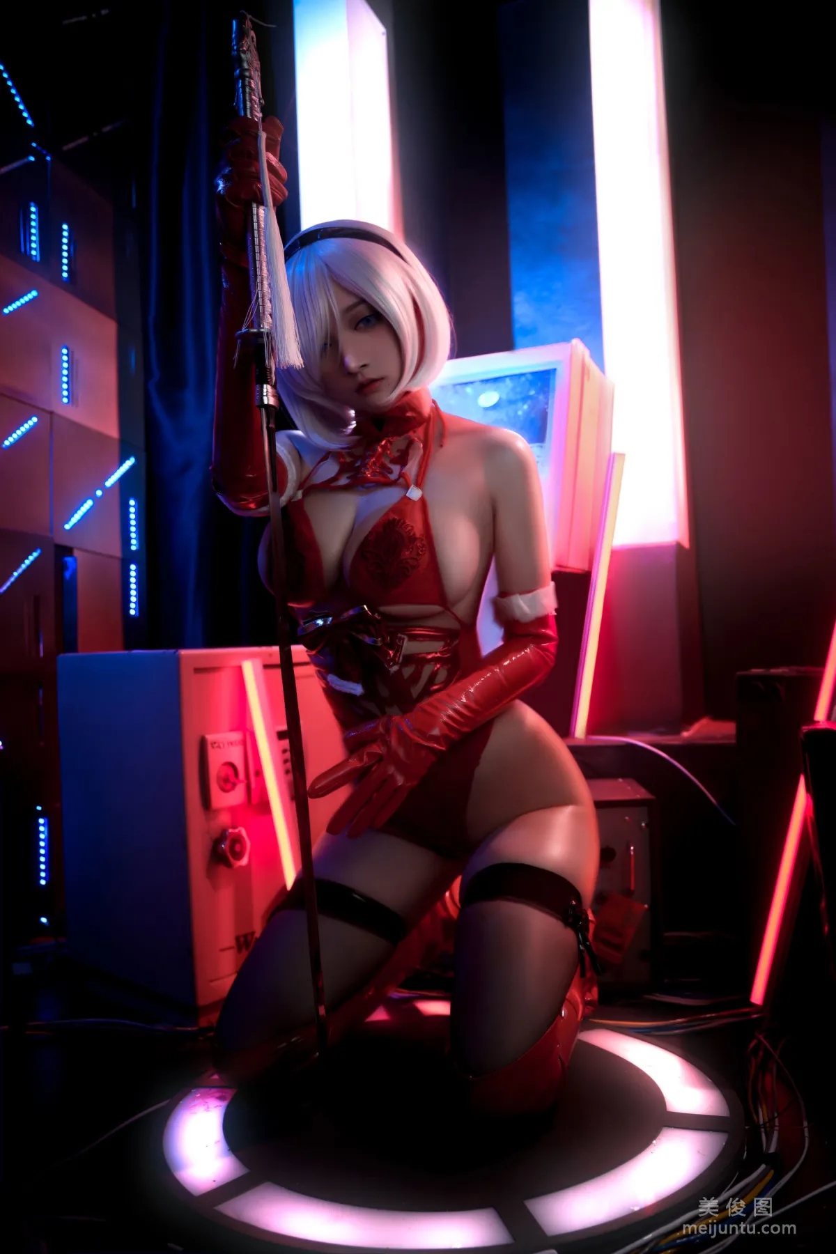 [網紅COSER] 高顔值coser念念_D - 2B紅色同人 寫真集 9