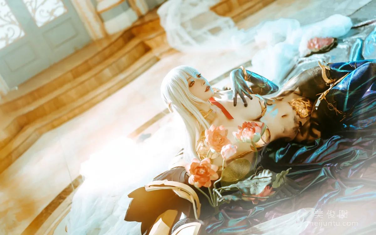 [网红COSER] 念念_D - 迦摩 写真集2