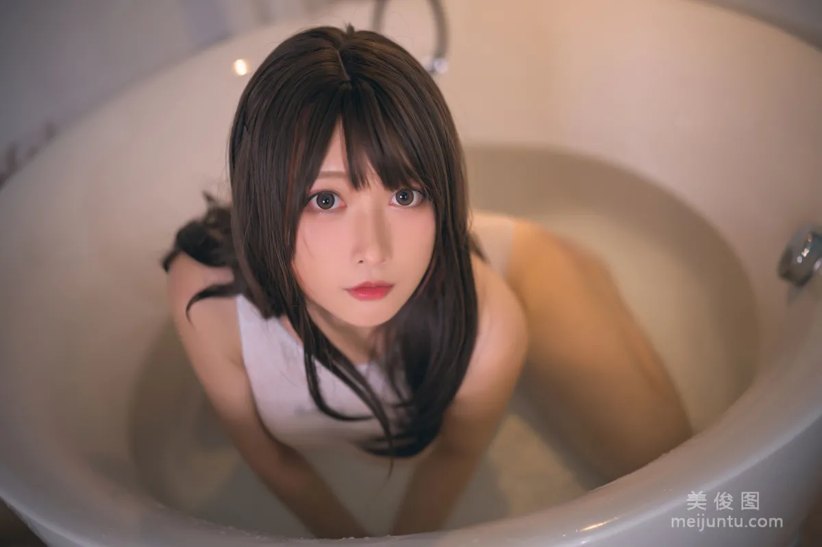 [網紅COSER] 念念_D - 白色競泳 寫真集 13
