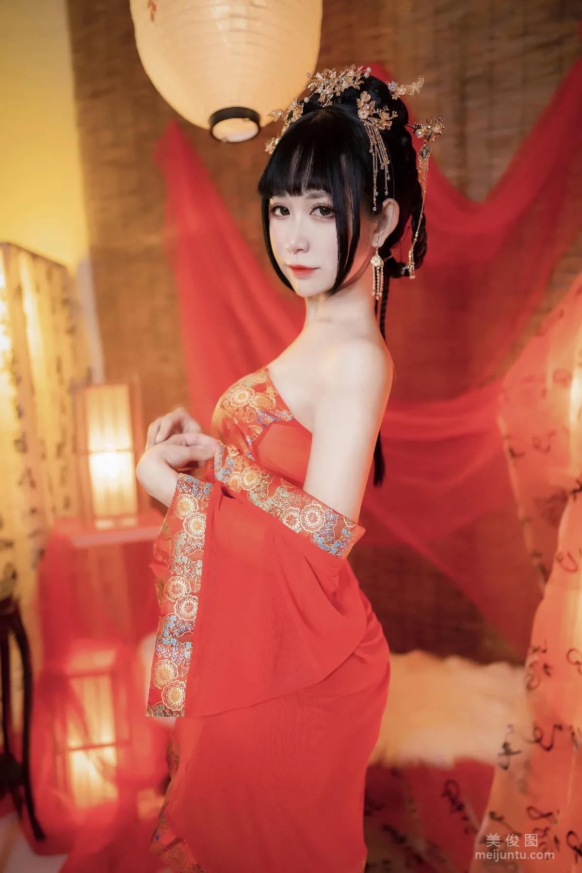 [網紅COSER] 阮邑_Fairy - 大象 貴妃 寫真集 1