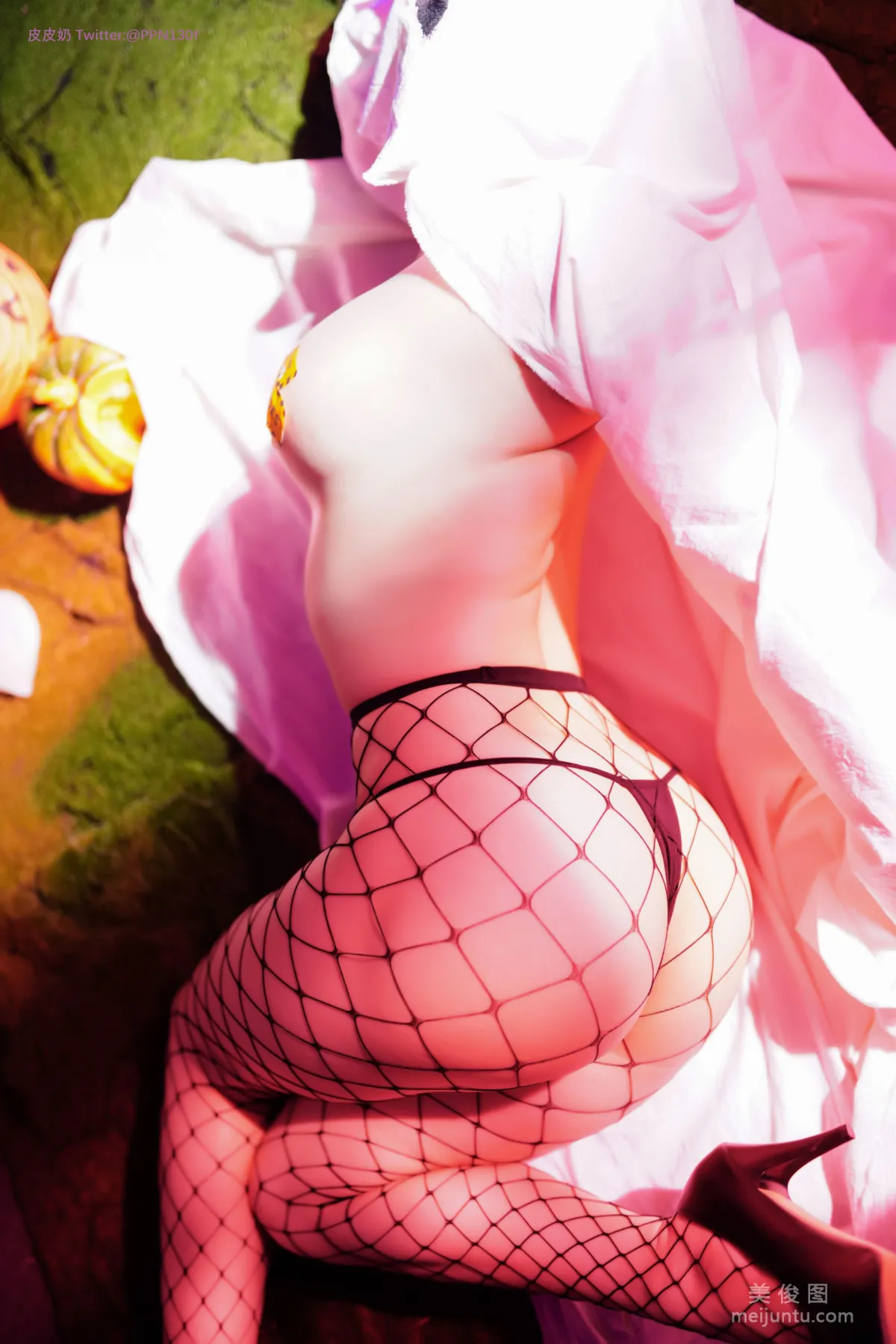 [網紅COSER] 皮皮奶可可愛了啦 - 萬聖節幽靈 寫真集 32