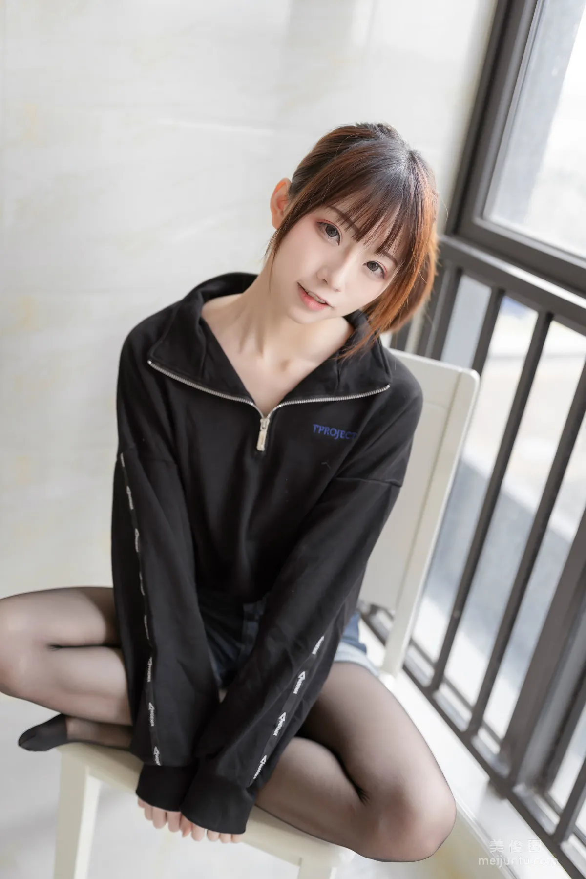 [网红COSER] Kitaro_绮太郎 - 单马尾女孩 写真集34