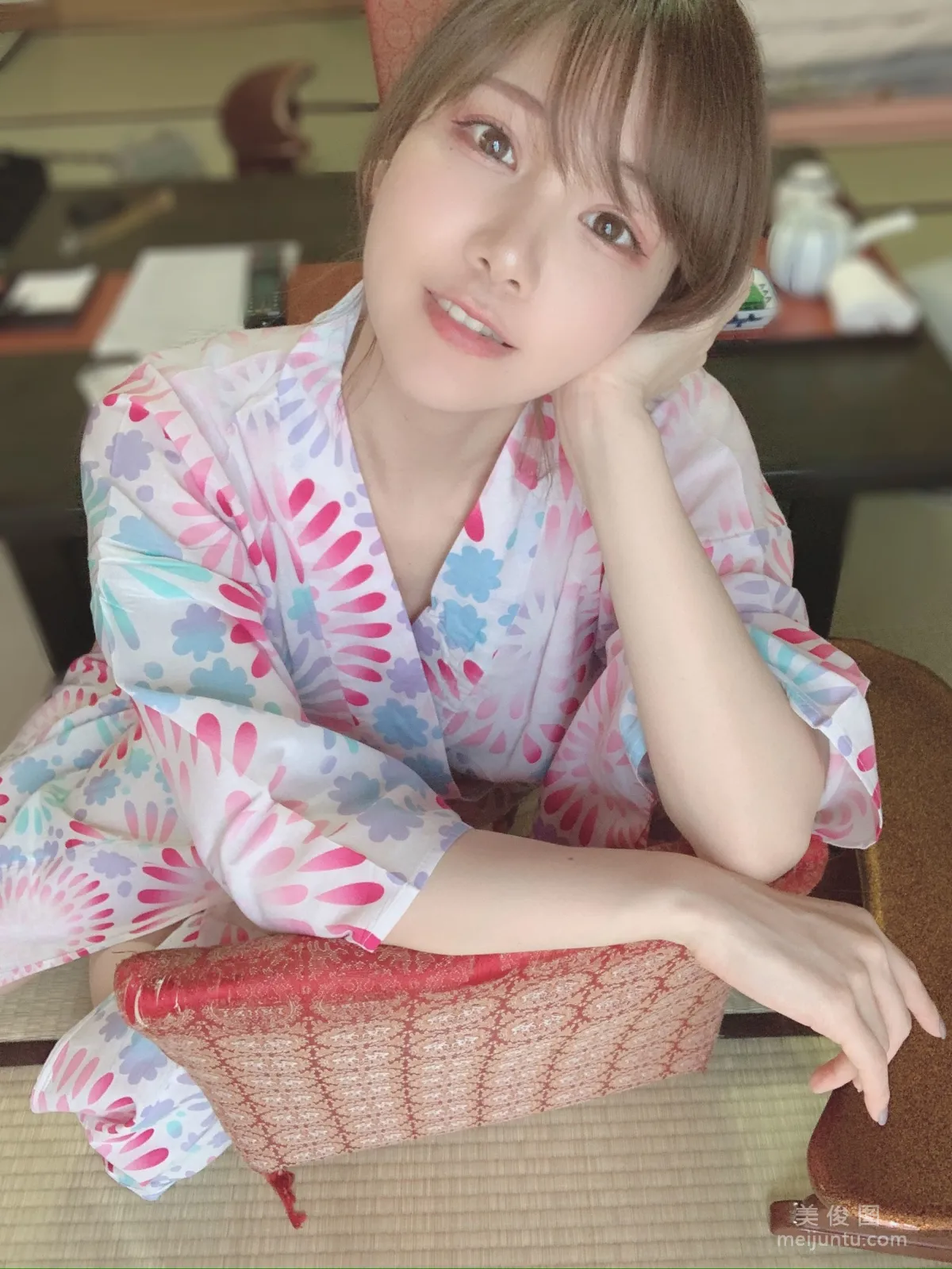 日本甜美COSERけんけん[fantia] 花火柄浴衣②(′∩ω・｀)ﾁﾗｯ!! 20