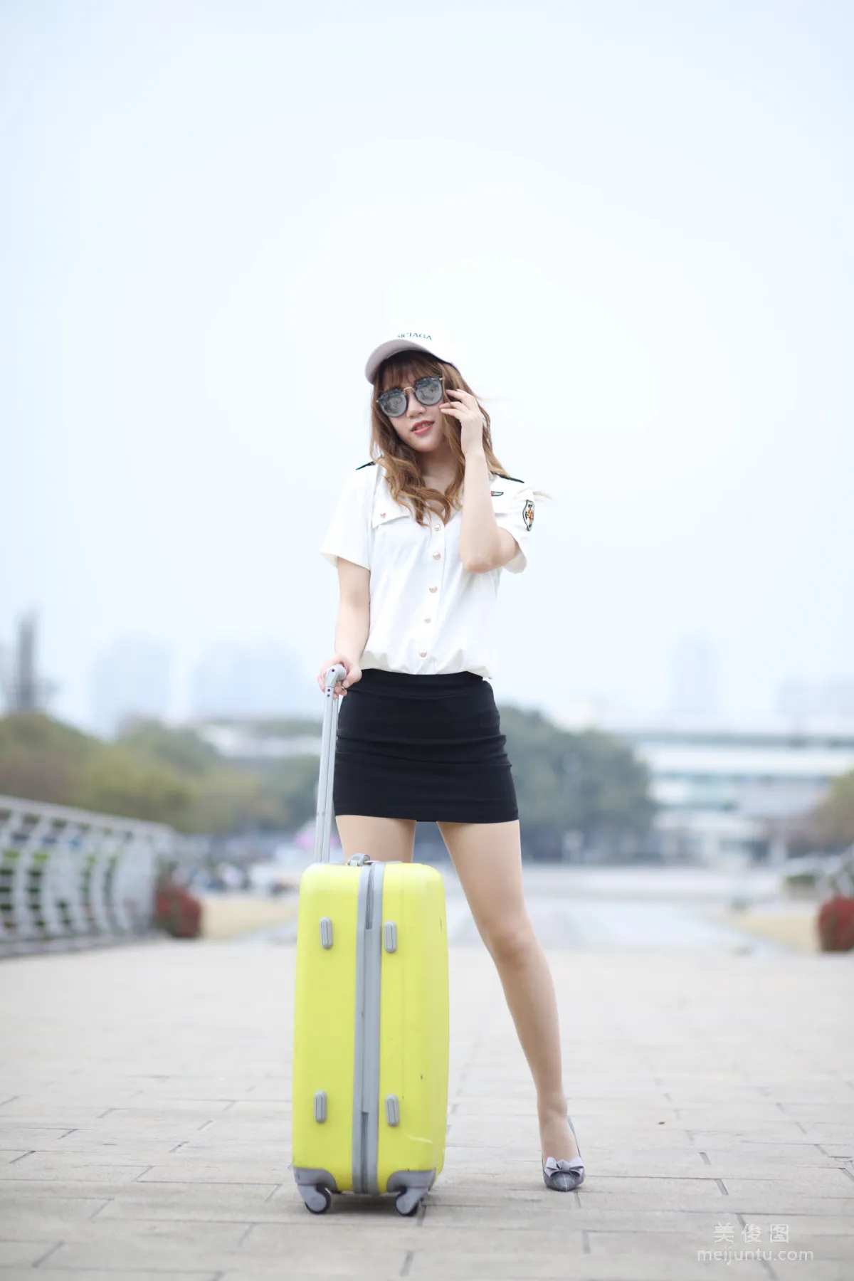 [奈絲] NO.081 高高 - 天橋上的制服girl 10