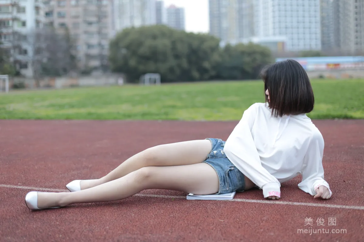 [奈絲] NO.034 喵璃 - 穿過運動場的青春氣息 5