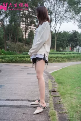 [大生模拍] No.157 丹丹 - 白嫩美絲