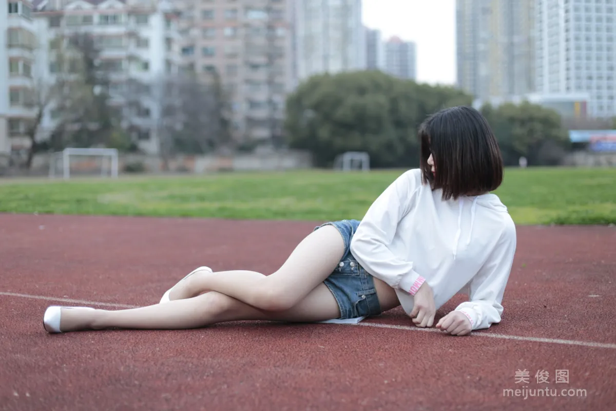[奈絲] NO.034 喵璃 - 穿過運動場的青春氣息 8