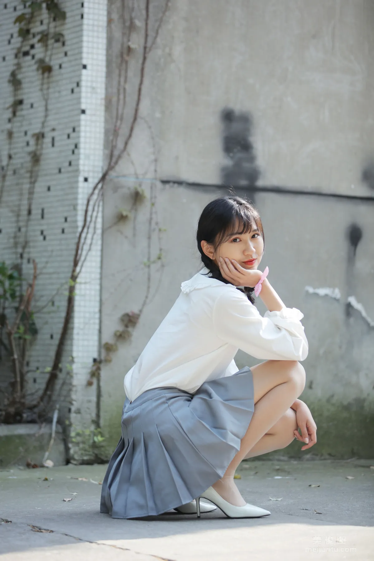 [奈絲] NO.072 小橙子 - 紮馬尾辮 穿白褶裙 9