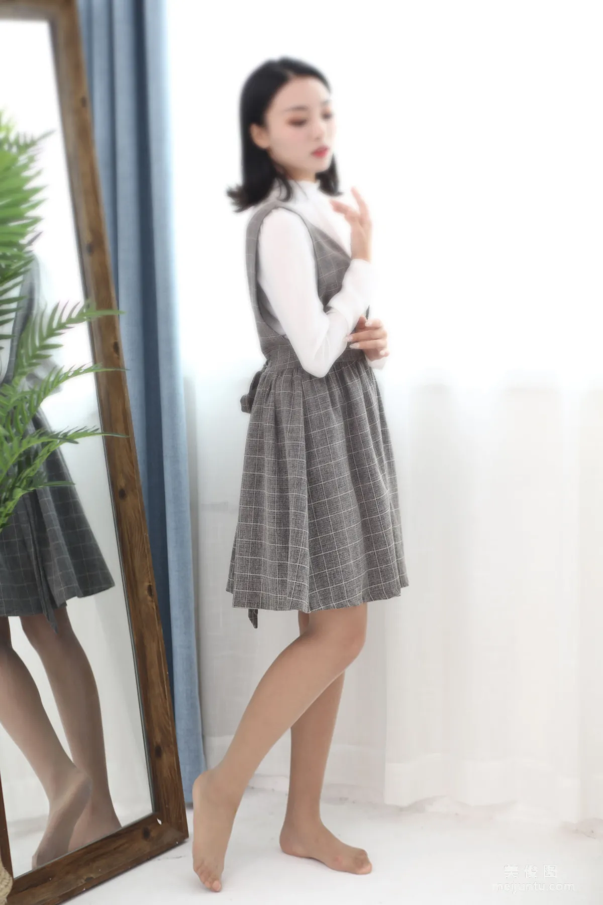 [奈絲] NO.133 秀秀 - 裝嫩兩件套 襯衫背帶裙 30