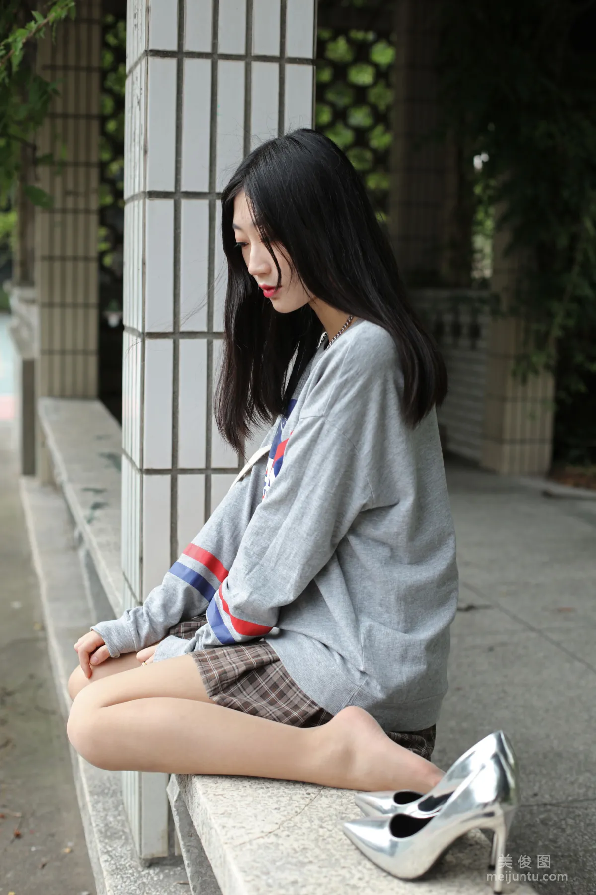 [奈丝] NO.147 翼宁 - 长腿石凳上的软妹28