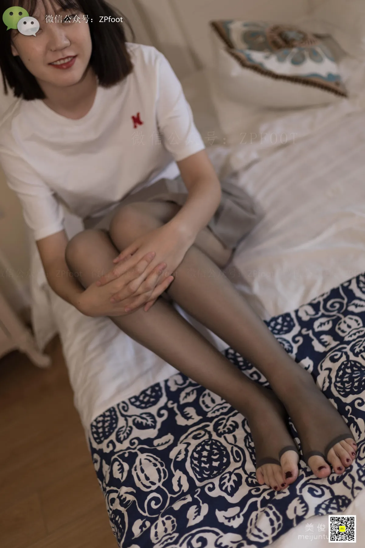 [山茶攝影LSS] NO.036 露趾.絲 寫真套圖 23