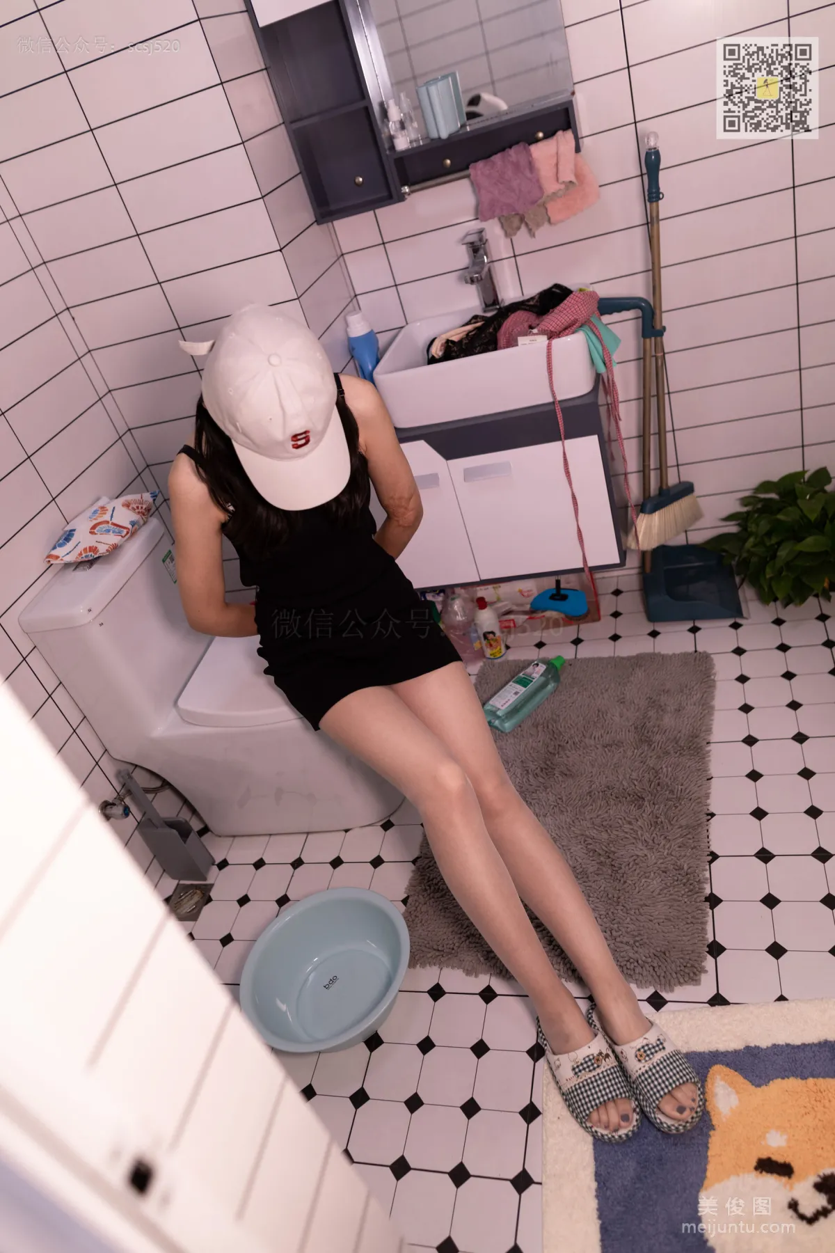 [山茶摄影LSS] NO.283 小鹿 - 洗脚1