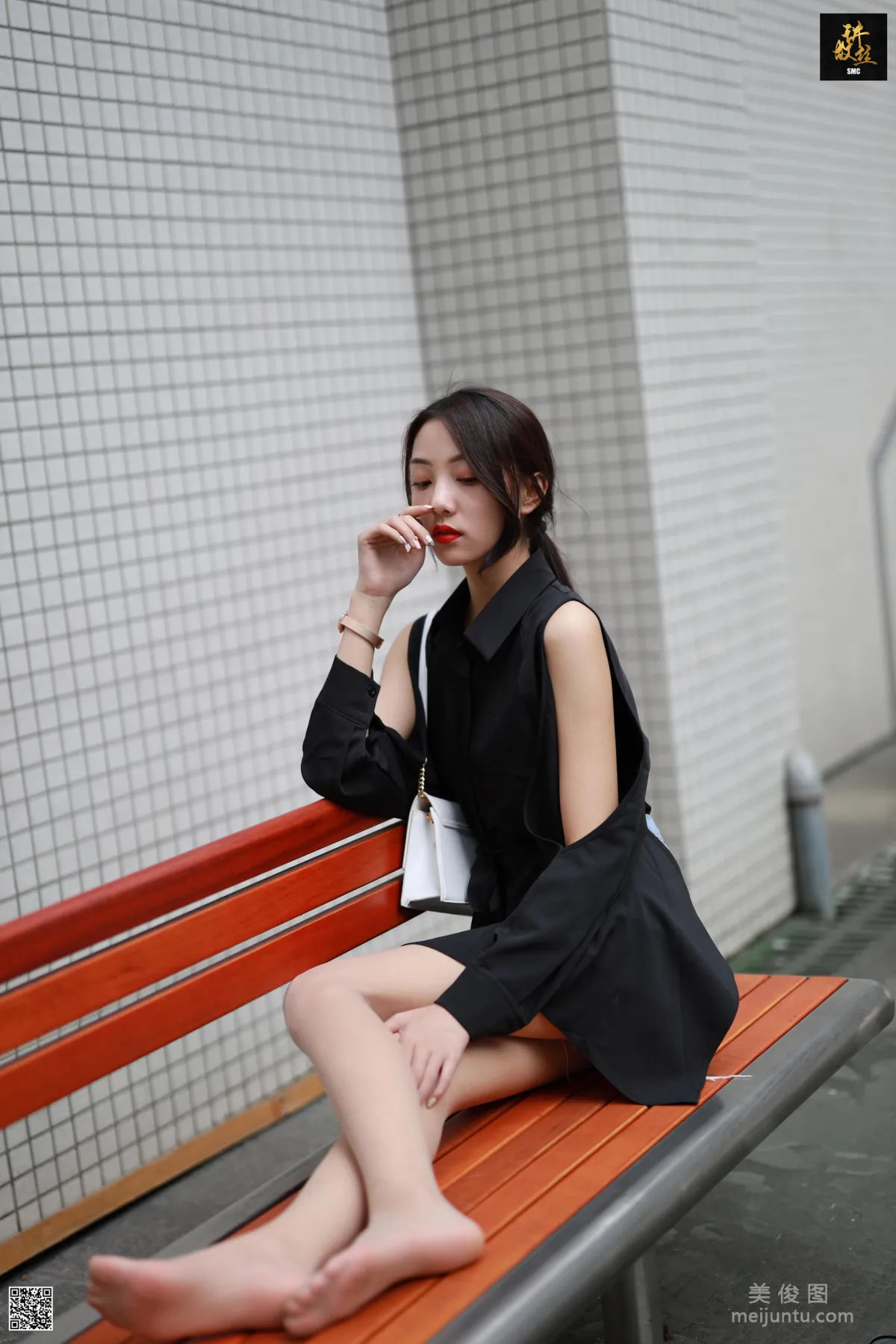 [絲慕] 特寫集TX002 詩晴 《詩晴的肉色絲足》 32