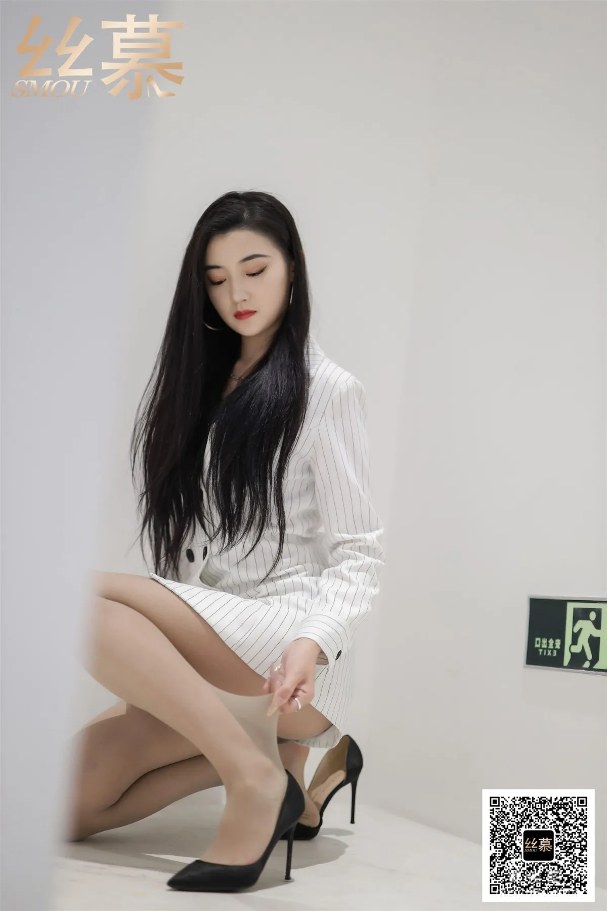 [絲慕] SM377 天天一元 菲菲《白領的灰絲》 25