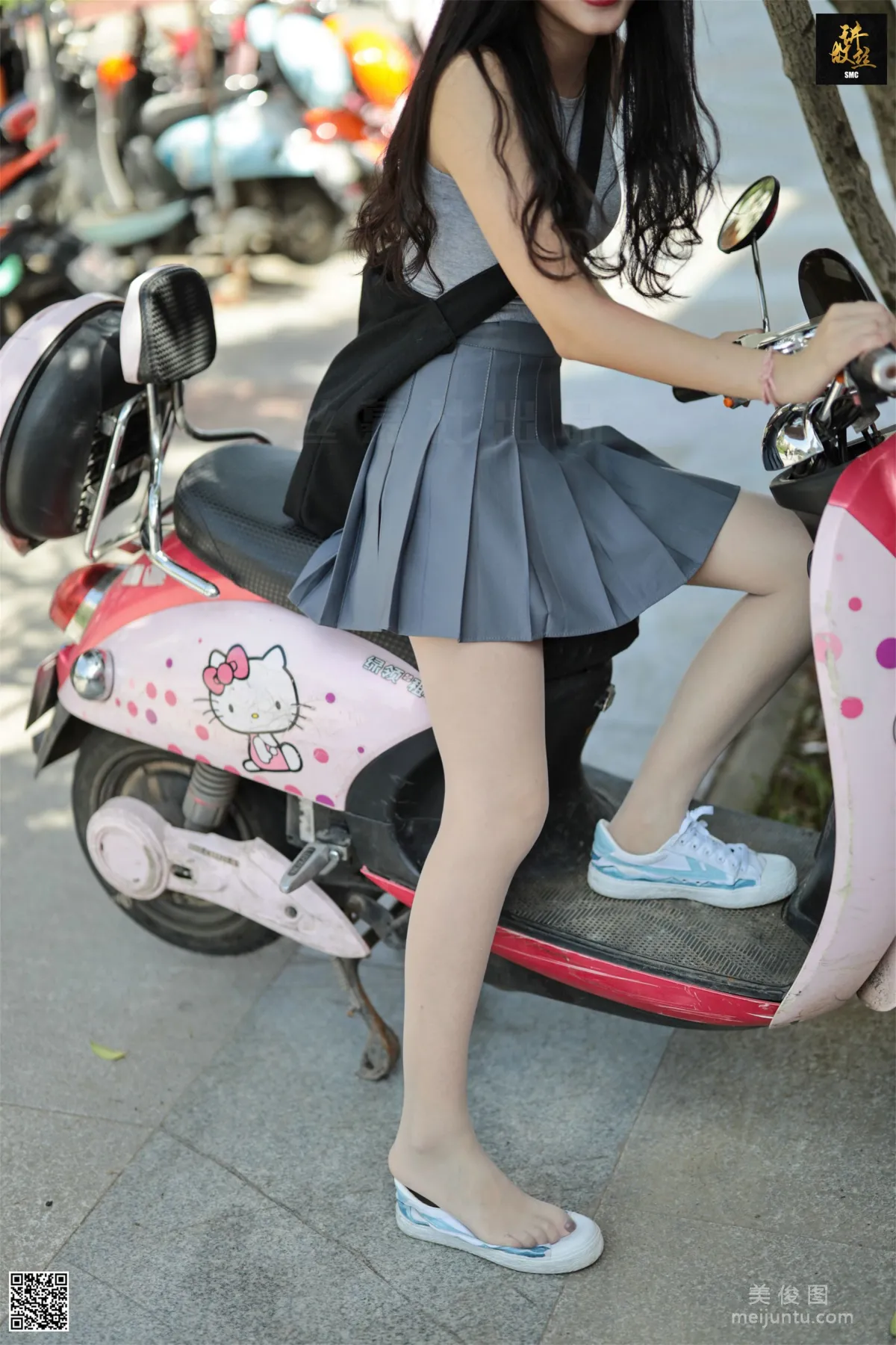 [絲慕] 特寫集TX003 雙雙 《校園小絲妹》 79